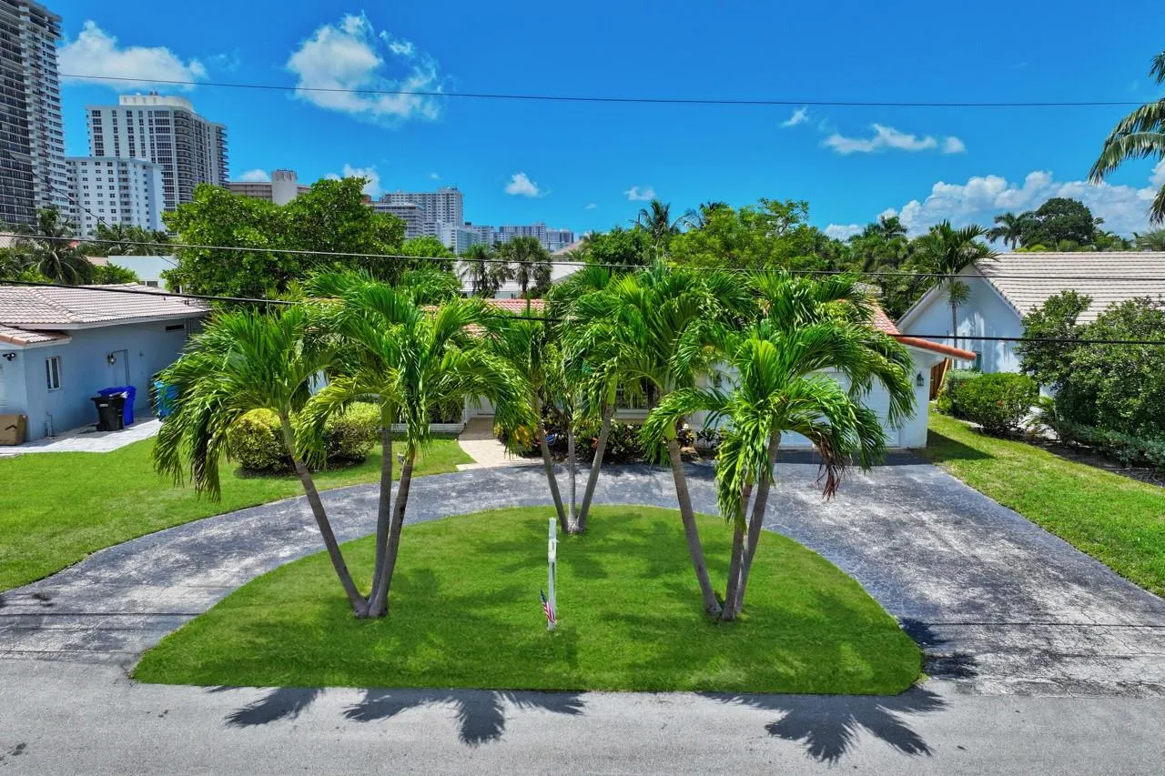 232 Codrington Dr