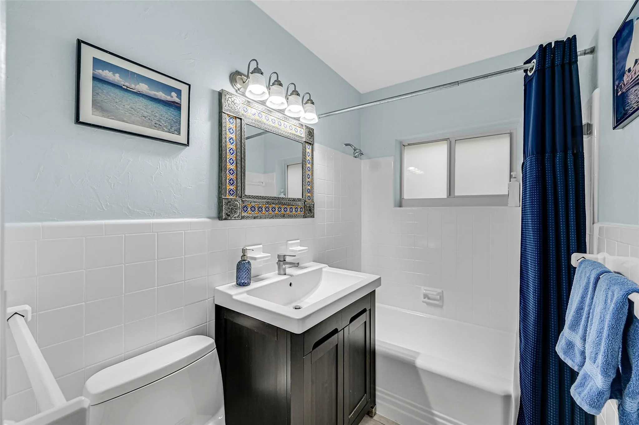 2716 NE 10th Ter