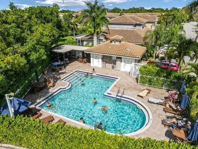 5611 NW 118th Dr, #5611