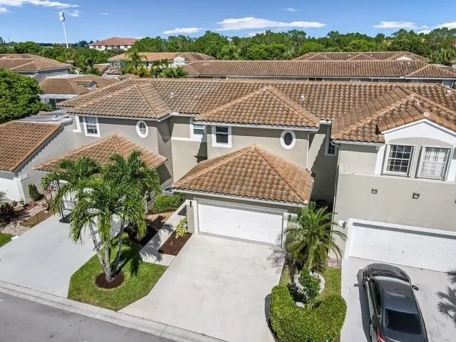 5611 NW 118th Dr, #5611