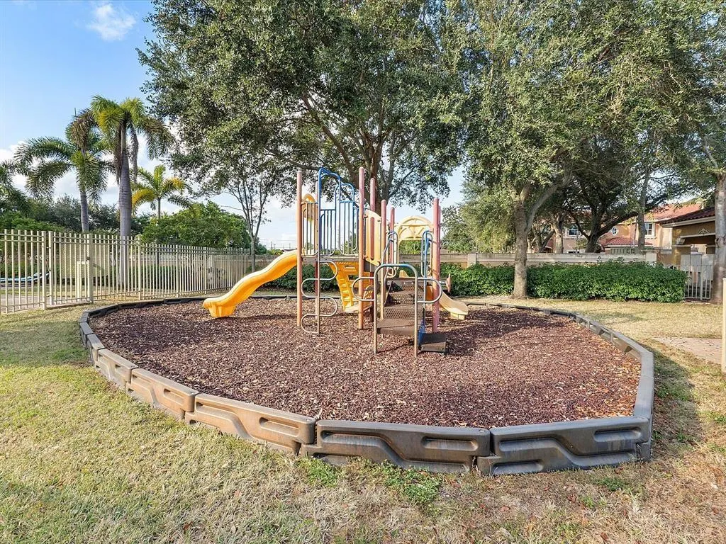 2159 Siena Ter, #401