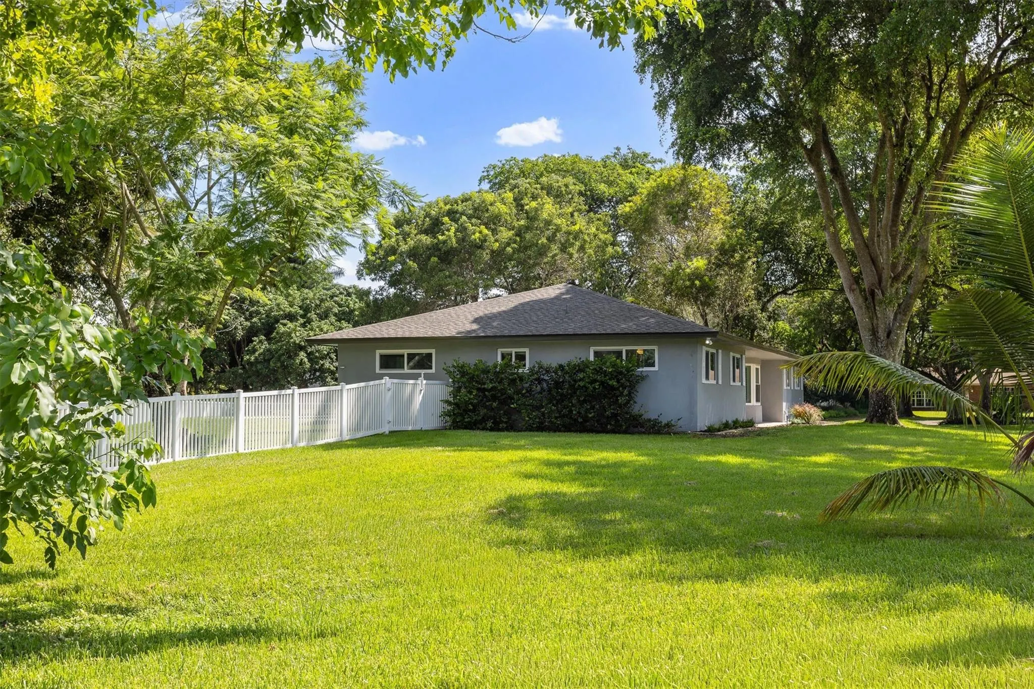 4000 SW 109th Ave