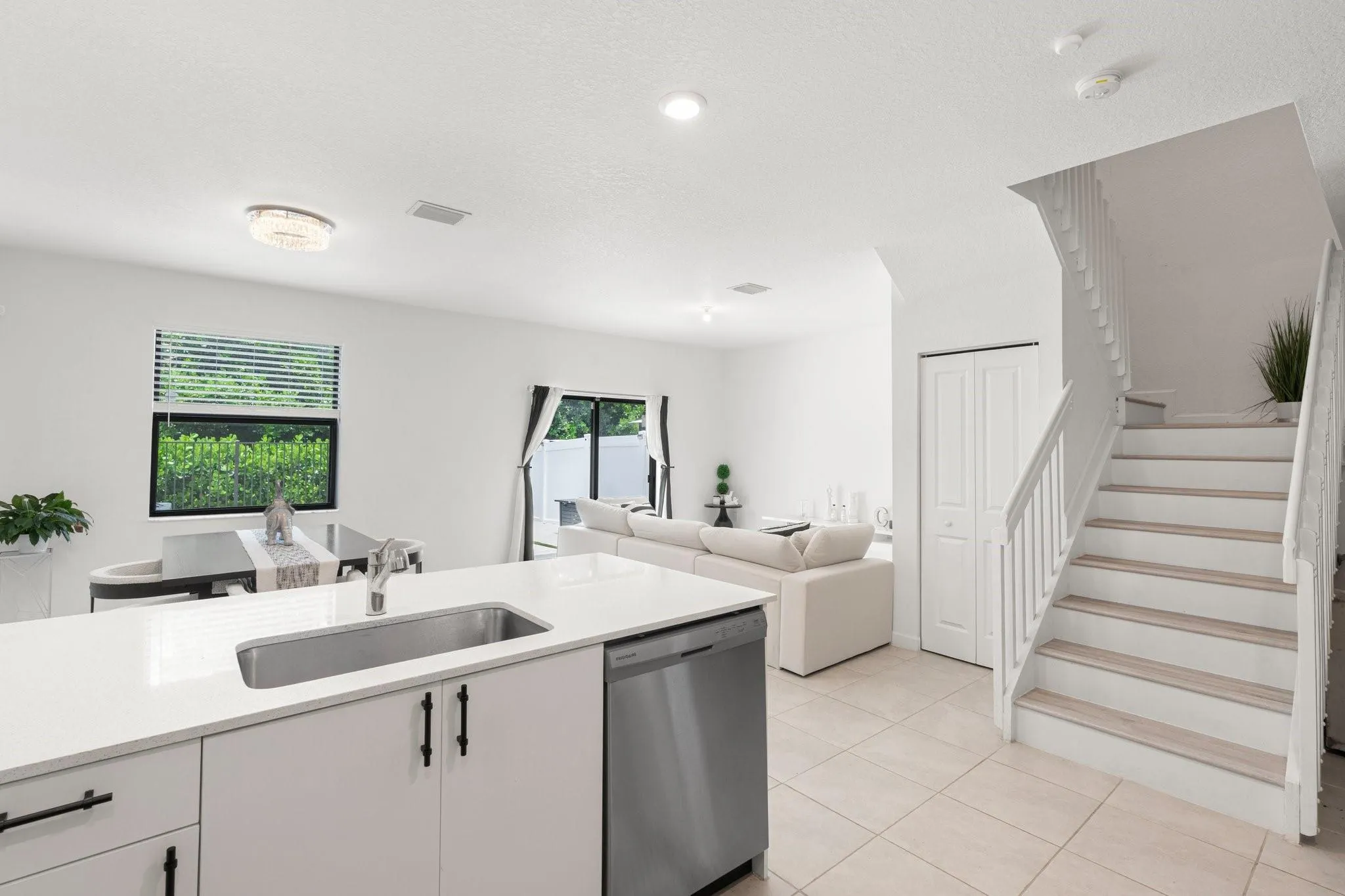 20350 NW 6th Pl, #20350