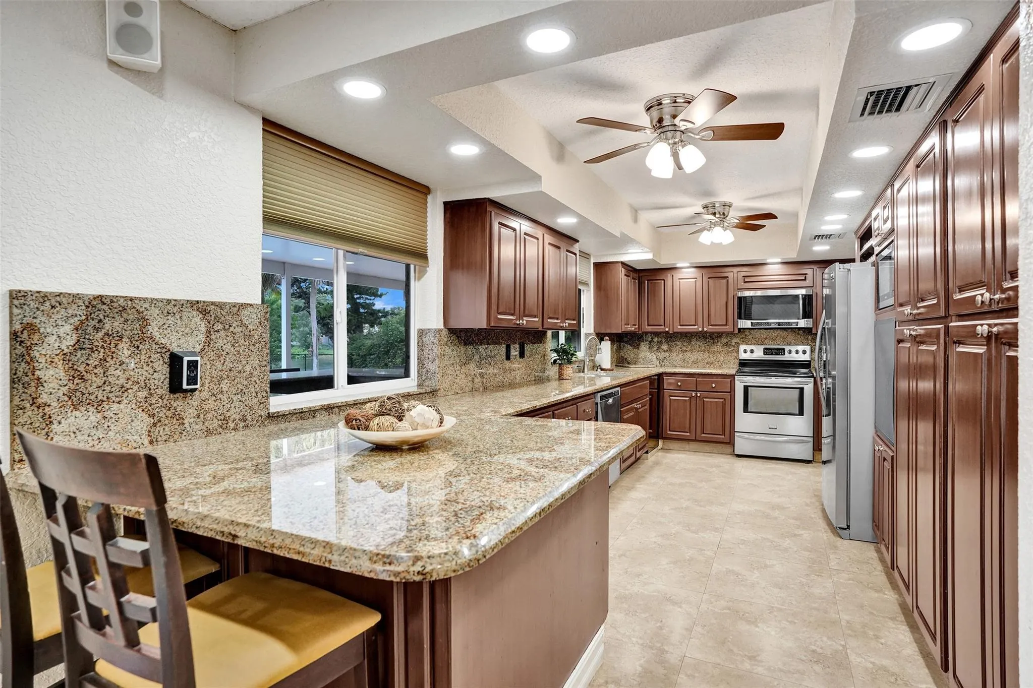 9444 NW 46th St