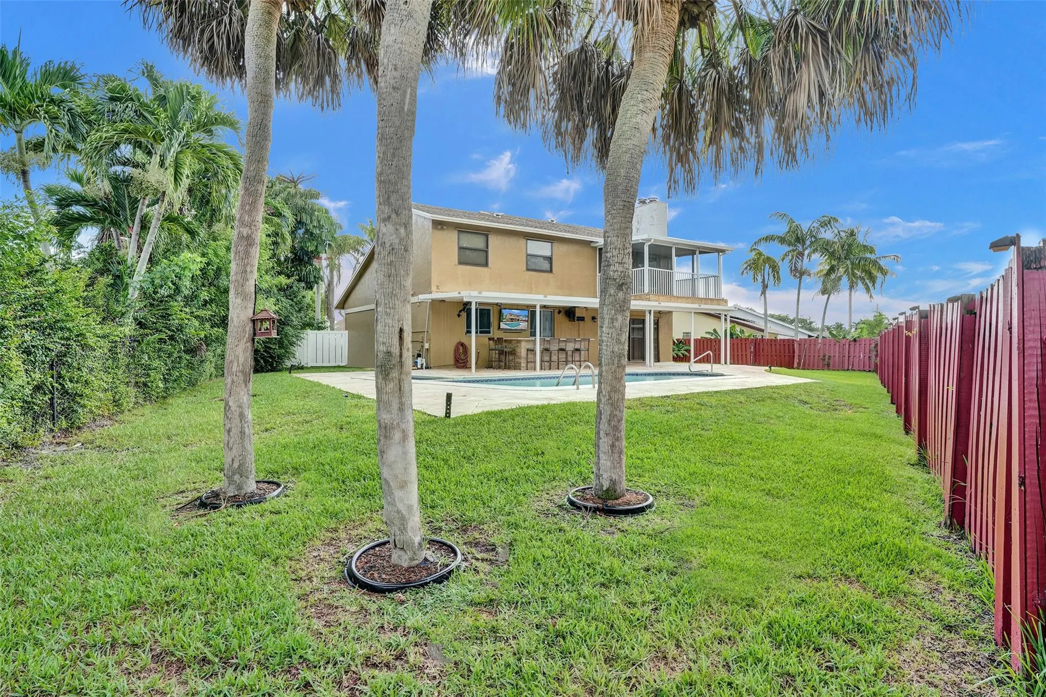 9444 NW 46th St