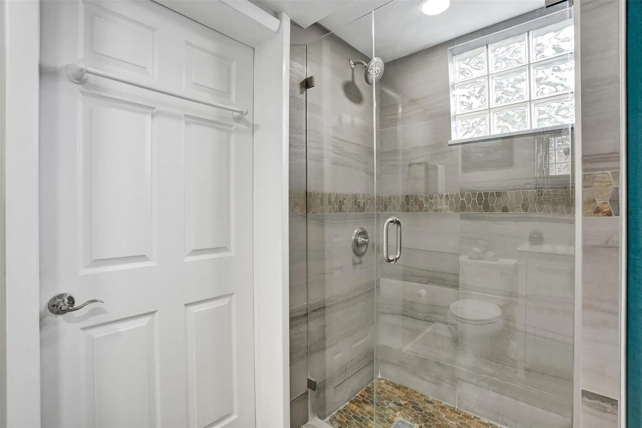 9444 NW 46th St