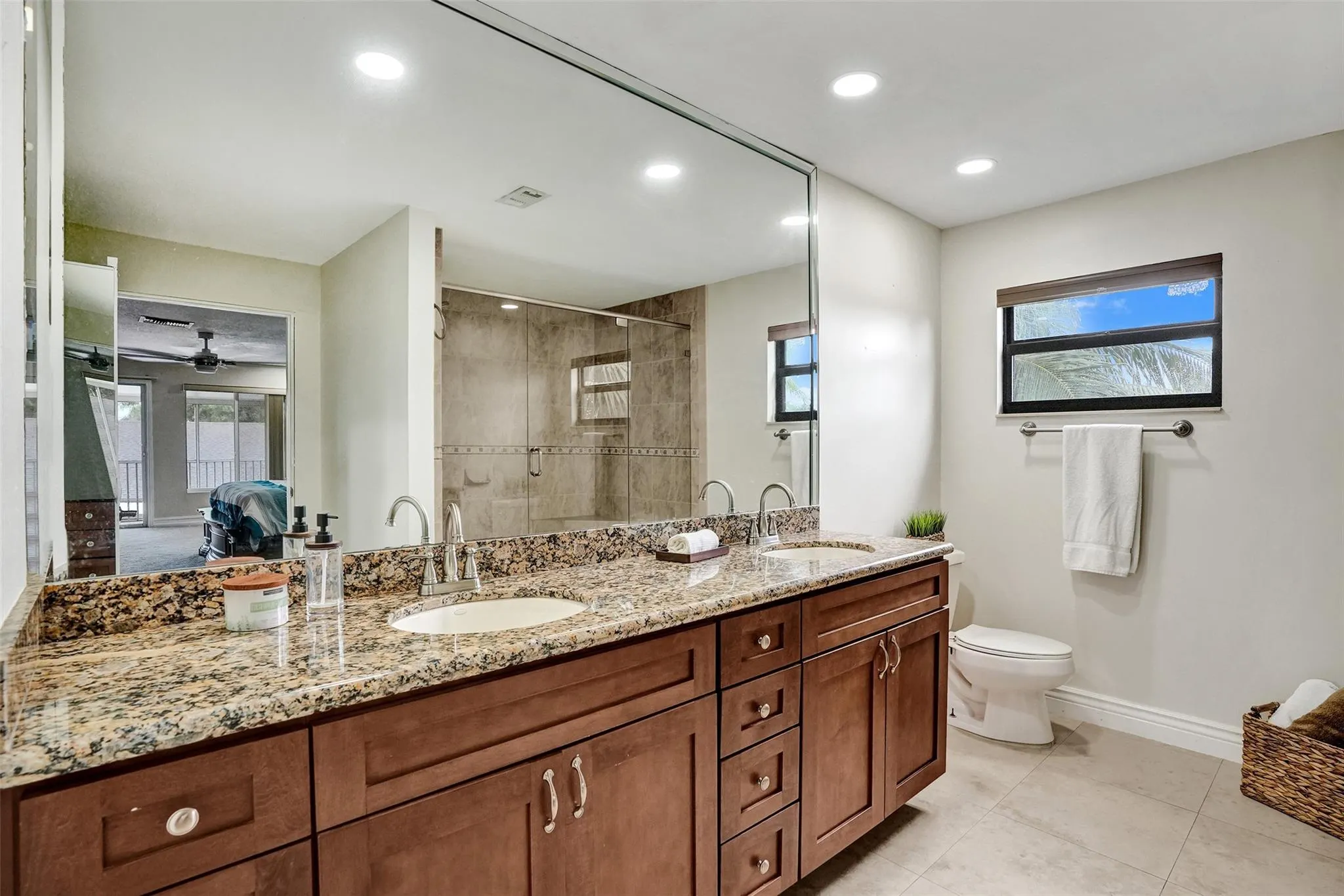 9444 NW 46th St