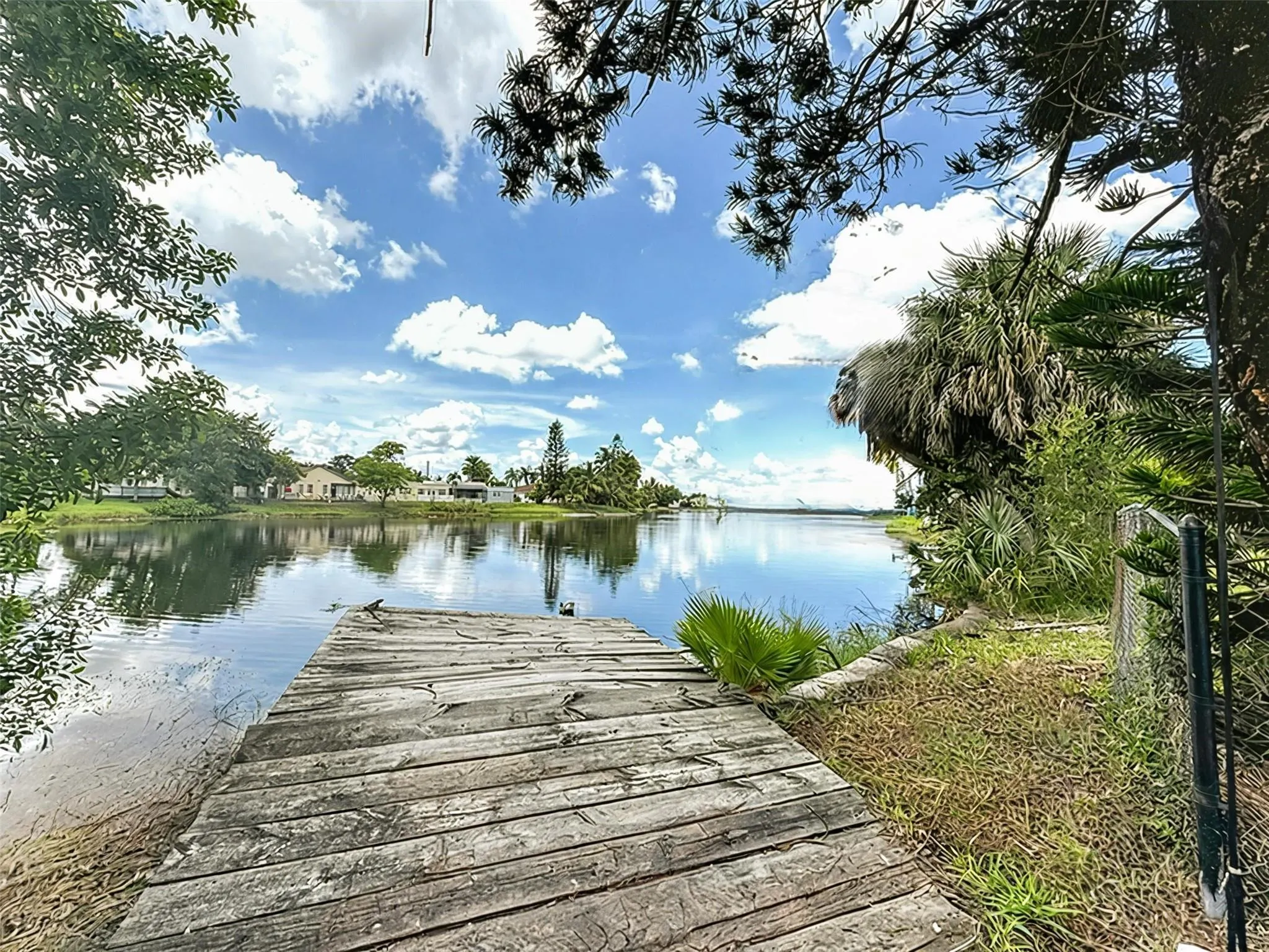 9444 NW 46th St