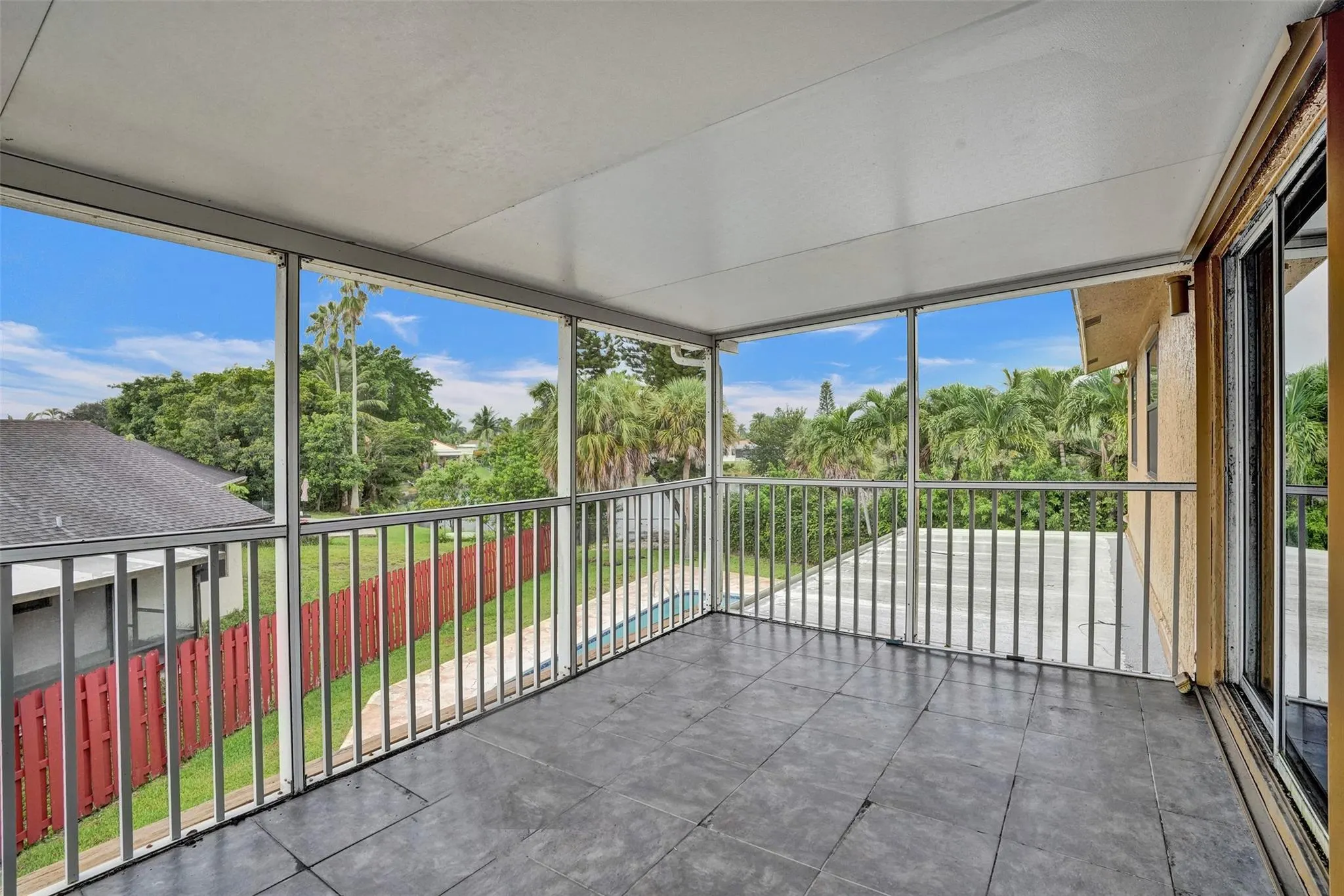 9444 NW 46th St