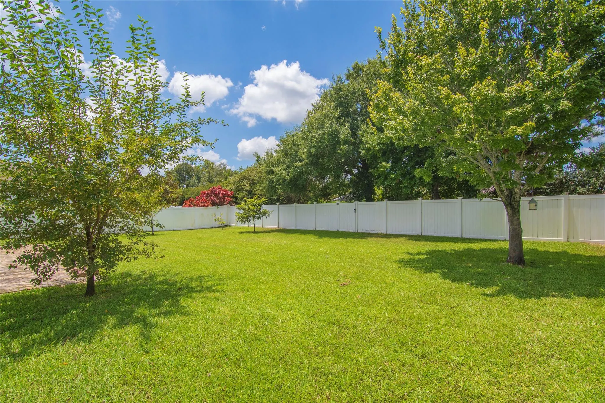 5947 Ridge Lake Cir