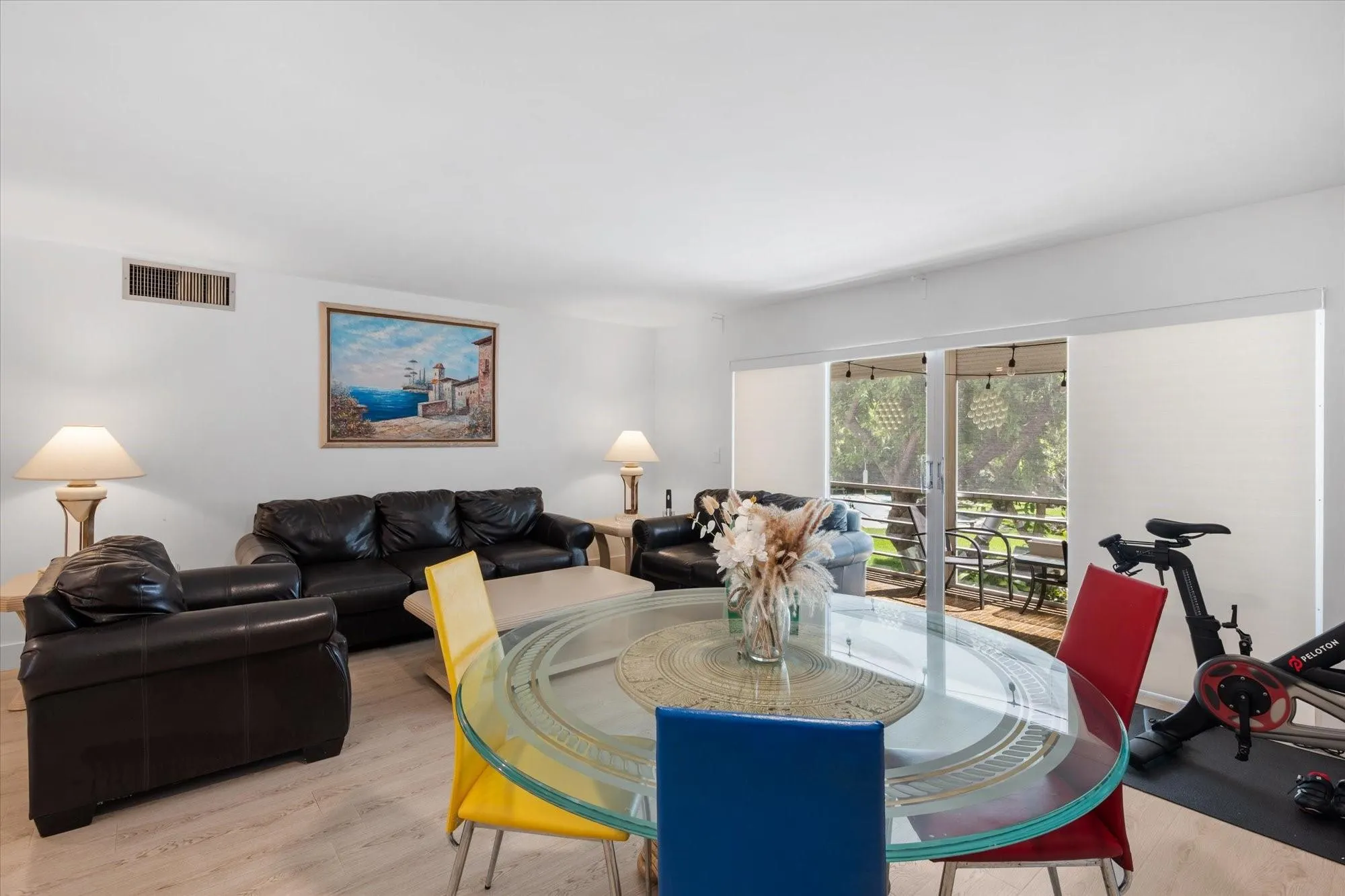 1000 NE 14th Ave, #211