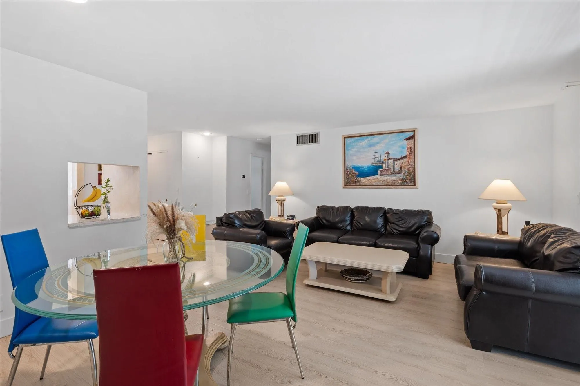 1000 NE 14th Ave, #211