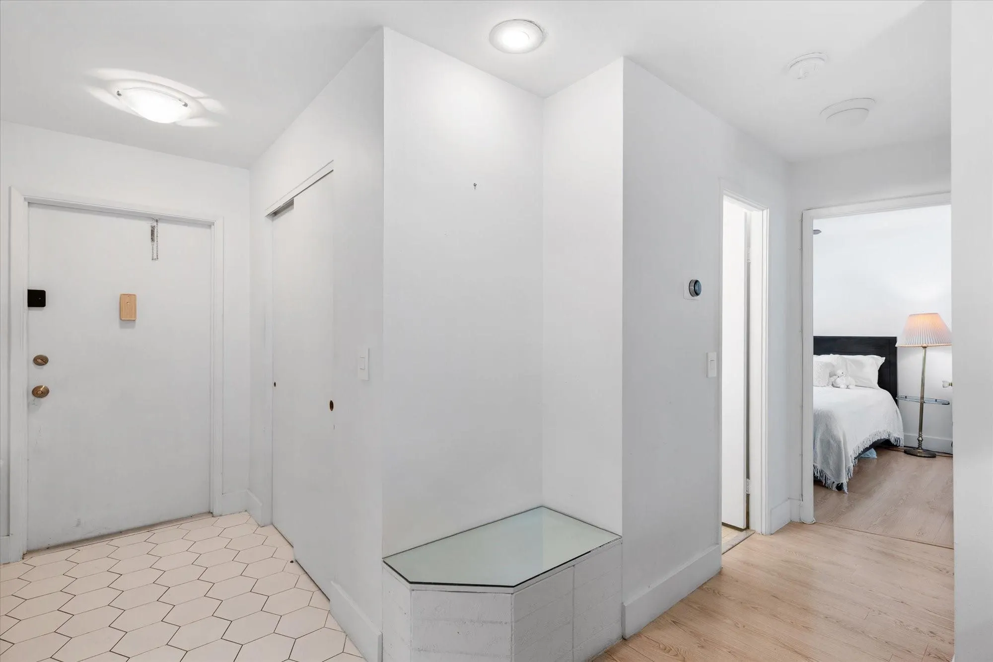 1000 NE 14th Ave, #211