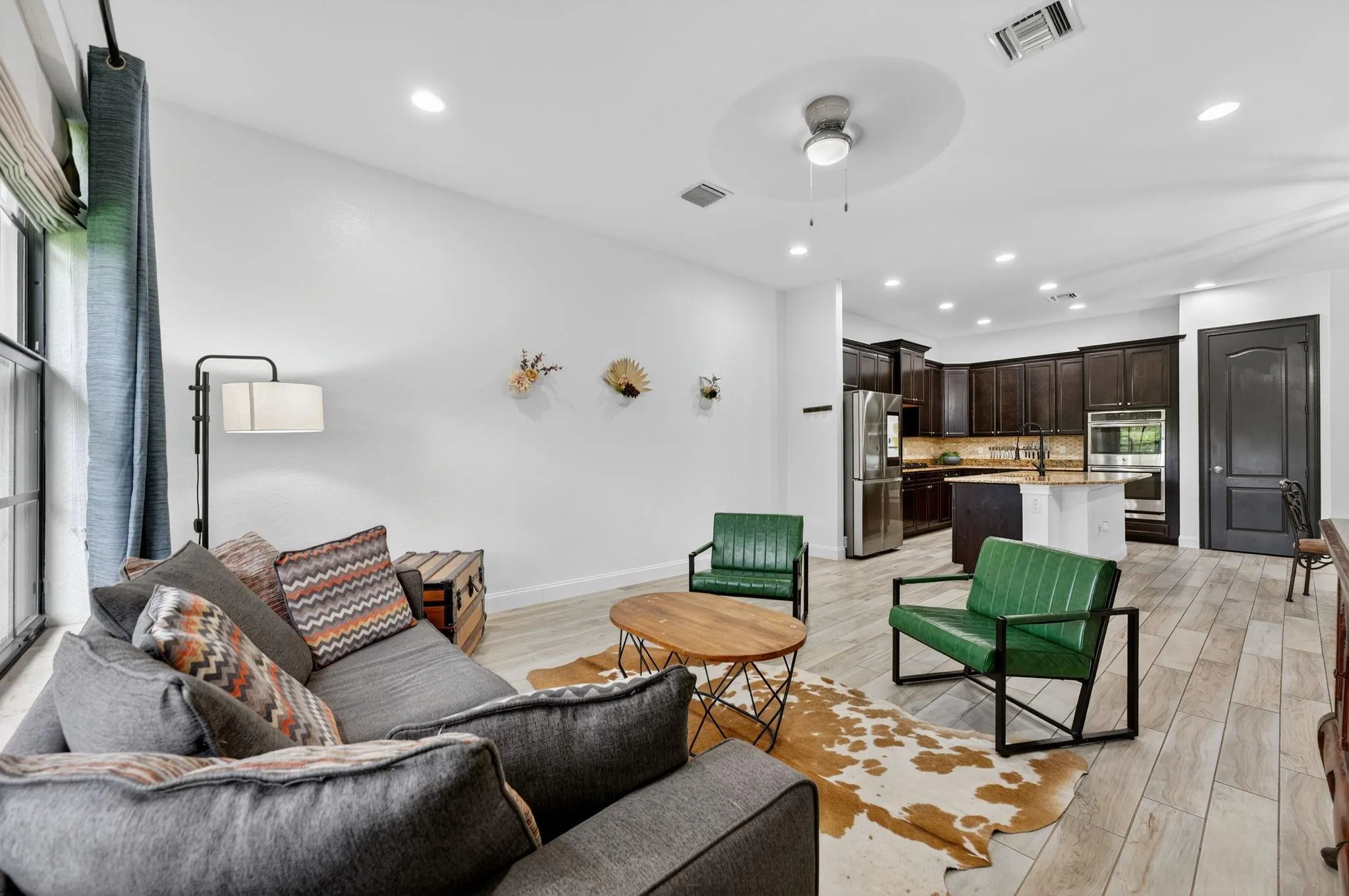 8971 Edgewater Bnd
