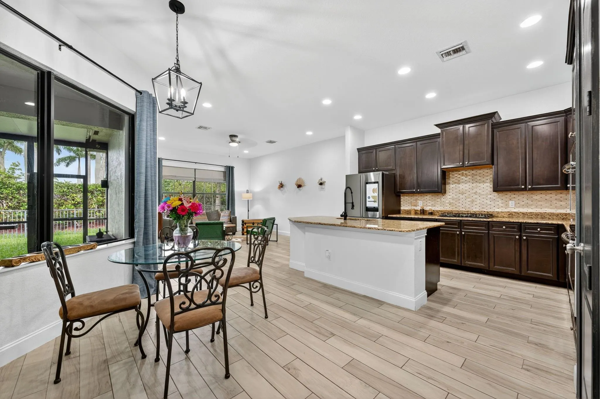 8971 Edgewater Bnd