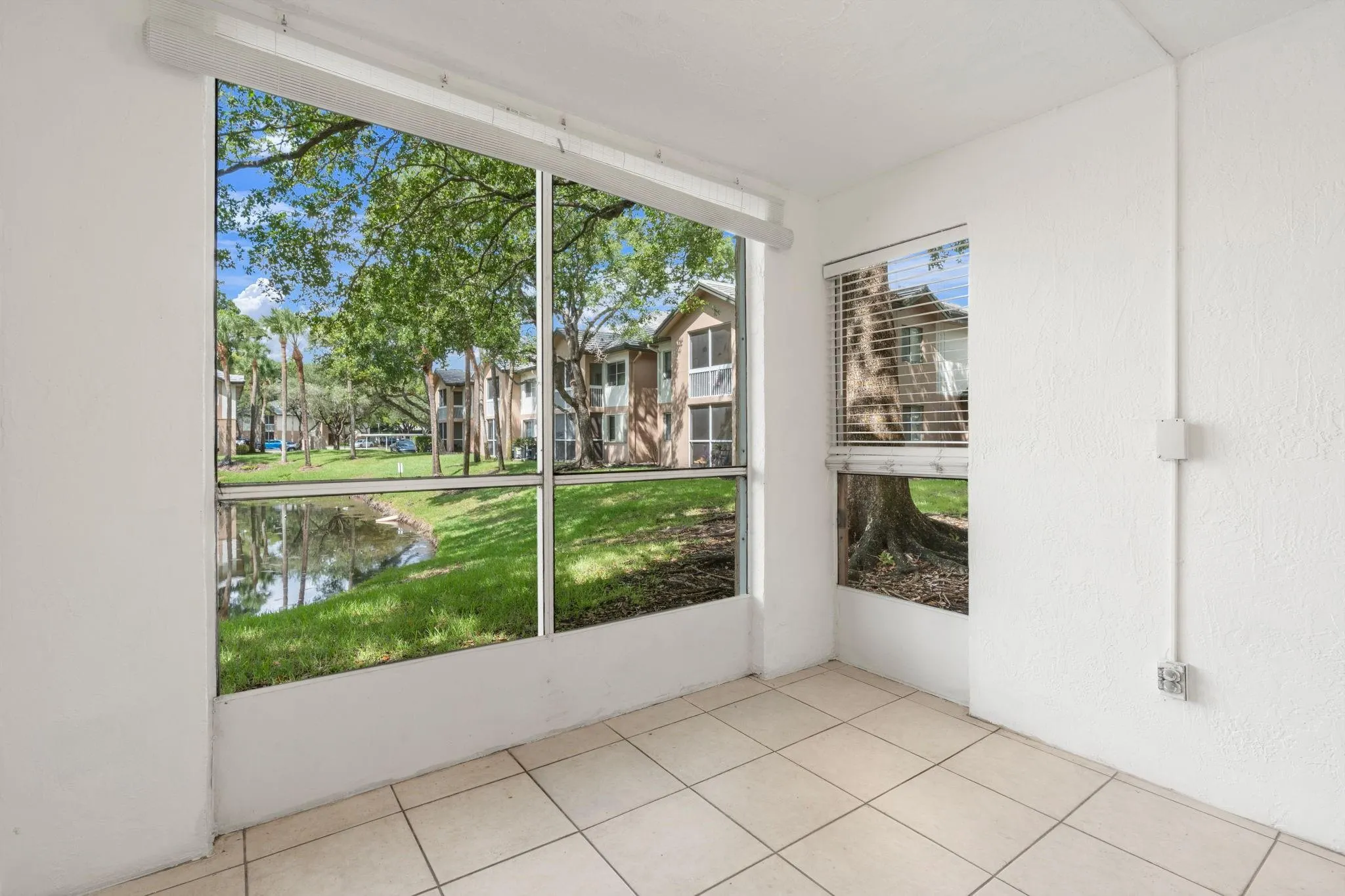 9877 Westview Dr, #613