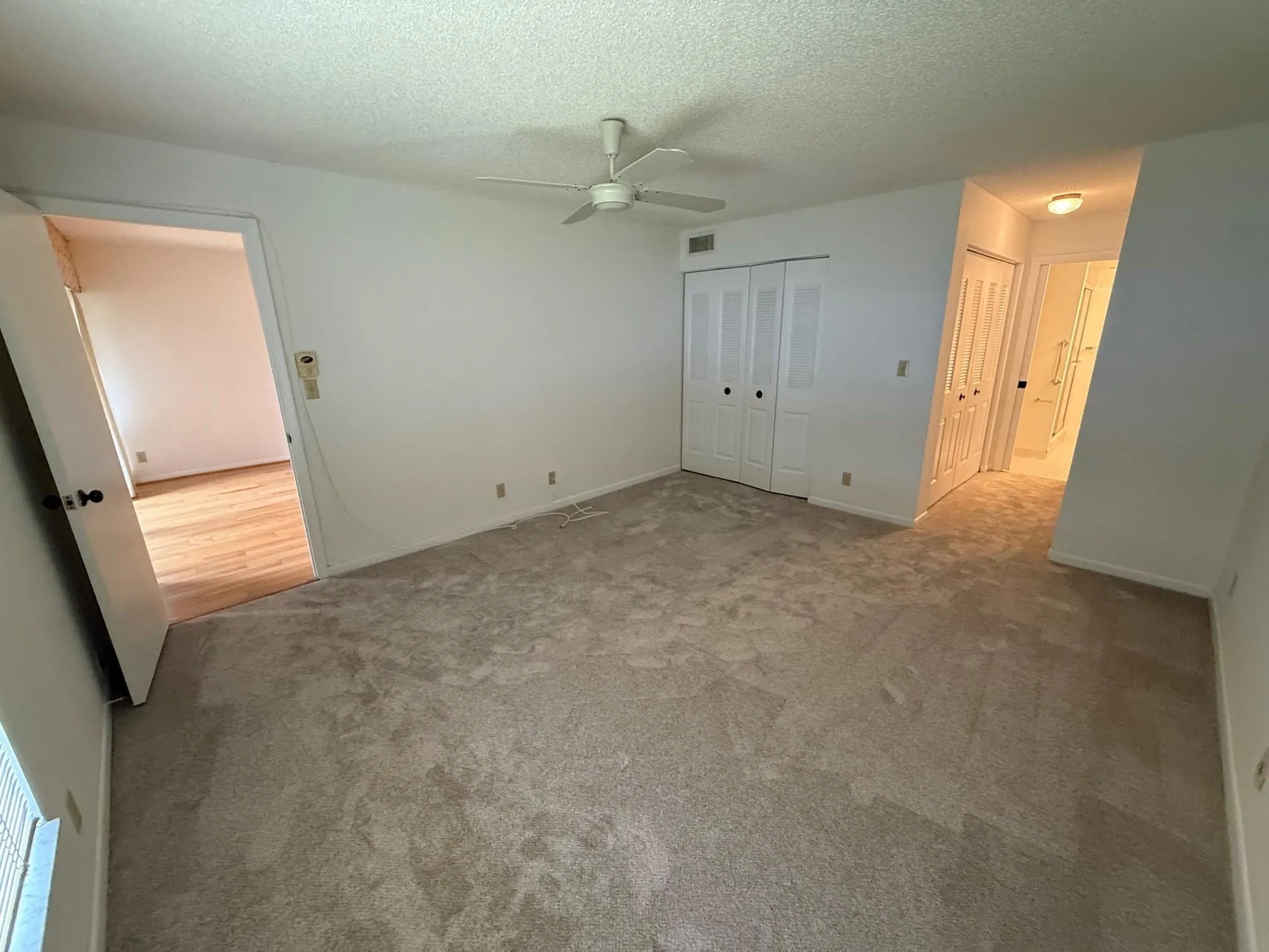 6215 Coral Lake Dr, #203