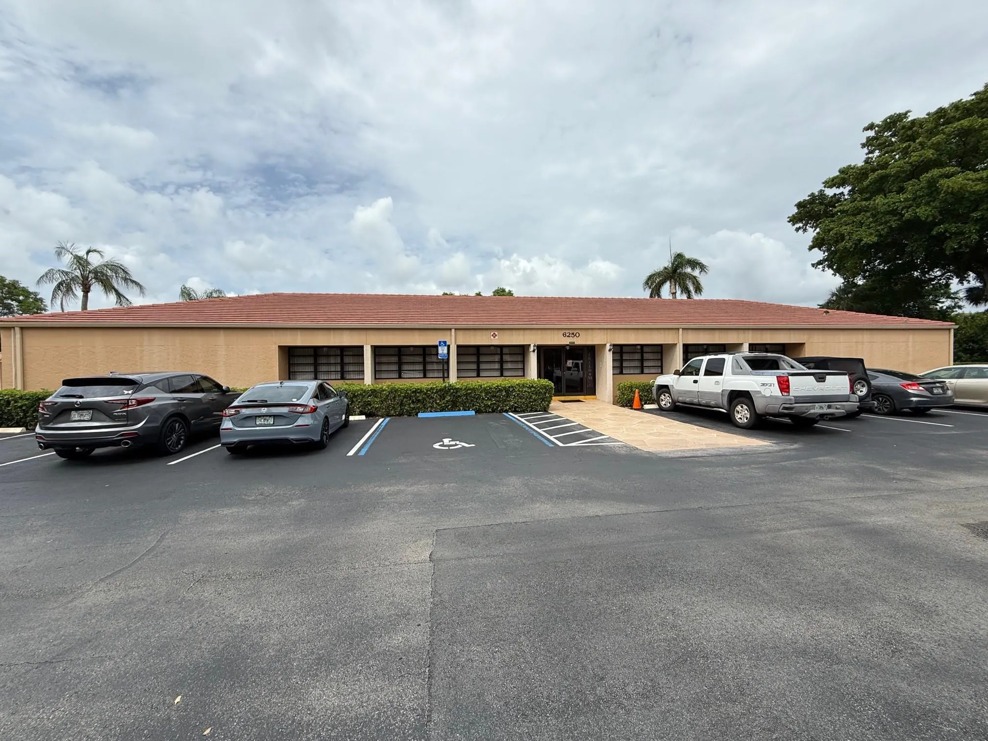 6215 Coral Lake Dr, #203
