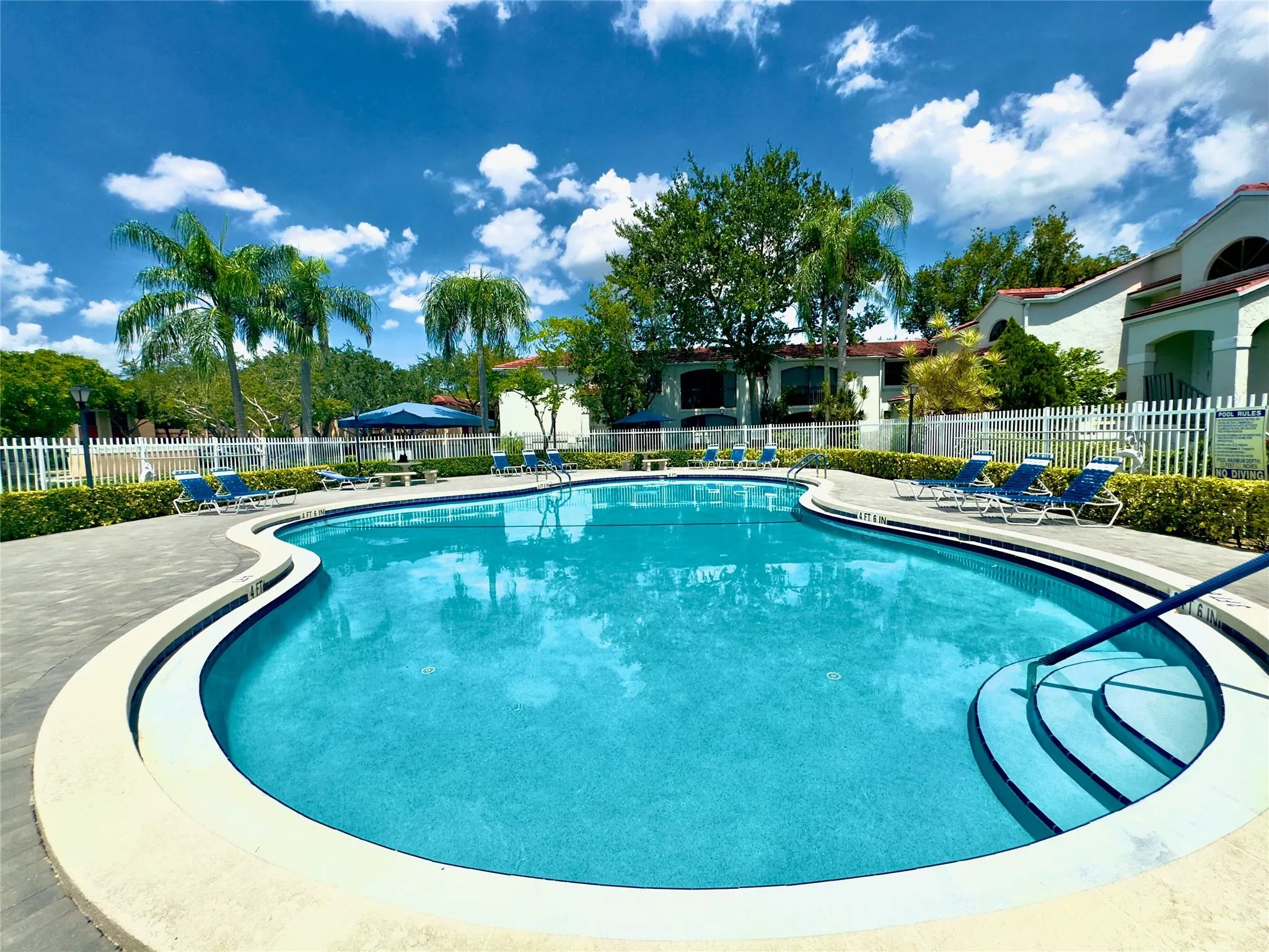 12078 NW 11th St, #12078