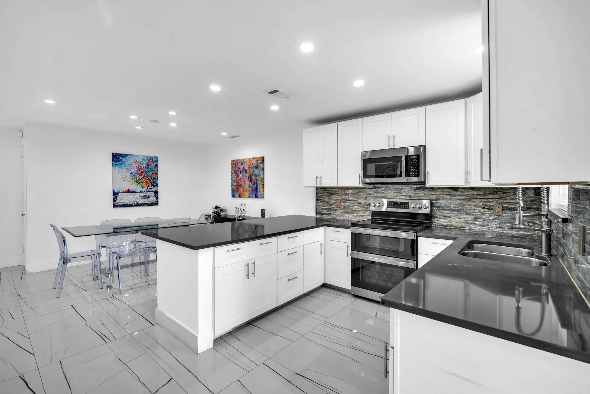 3443 Laurel Oaks Ln, #607