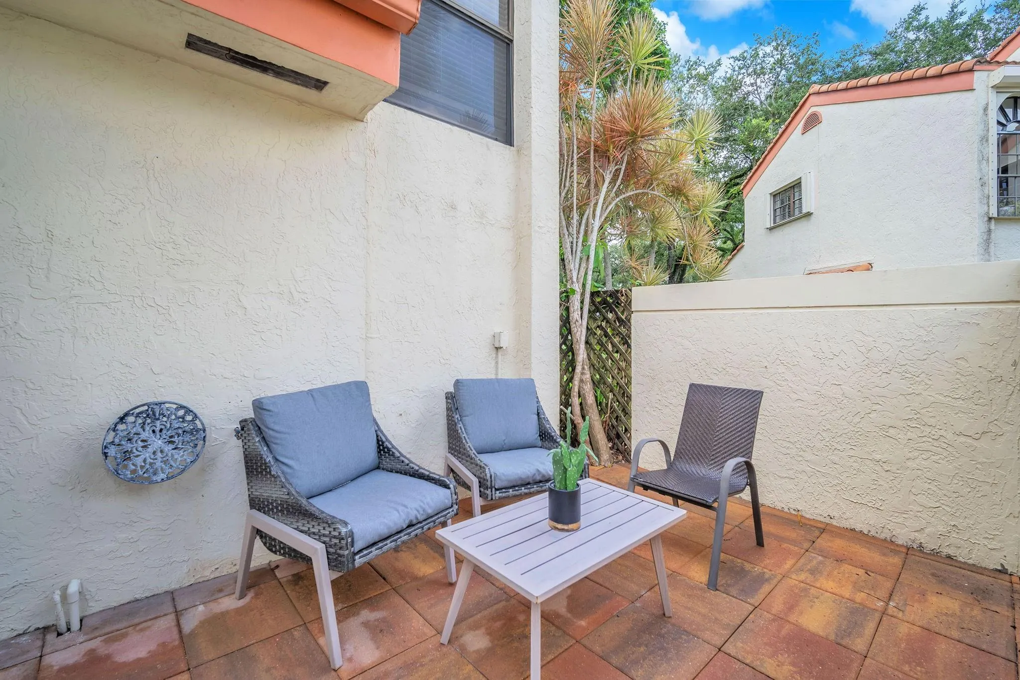 3443 Laurel Oaks Ln, #607