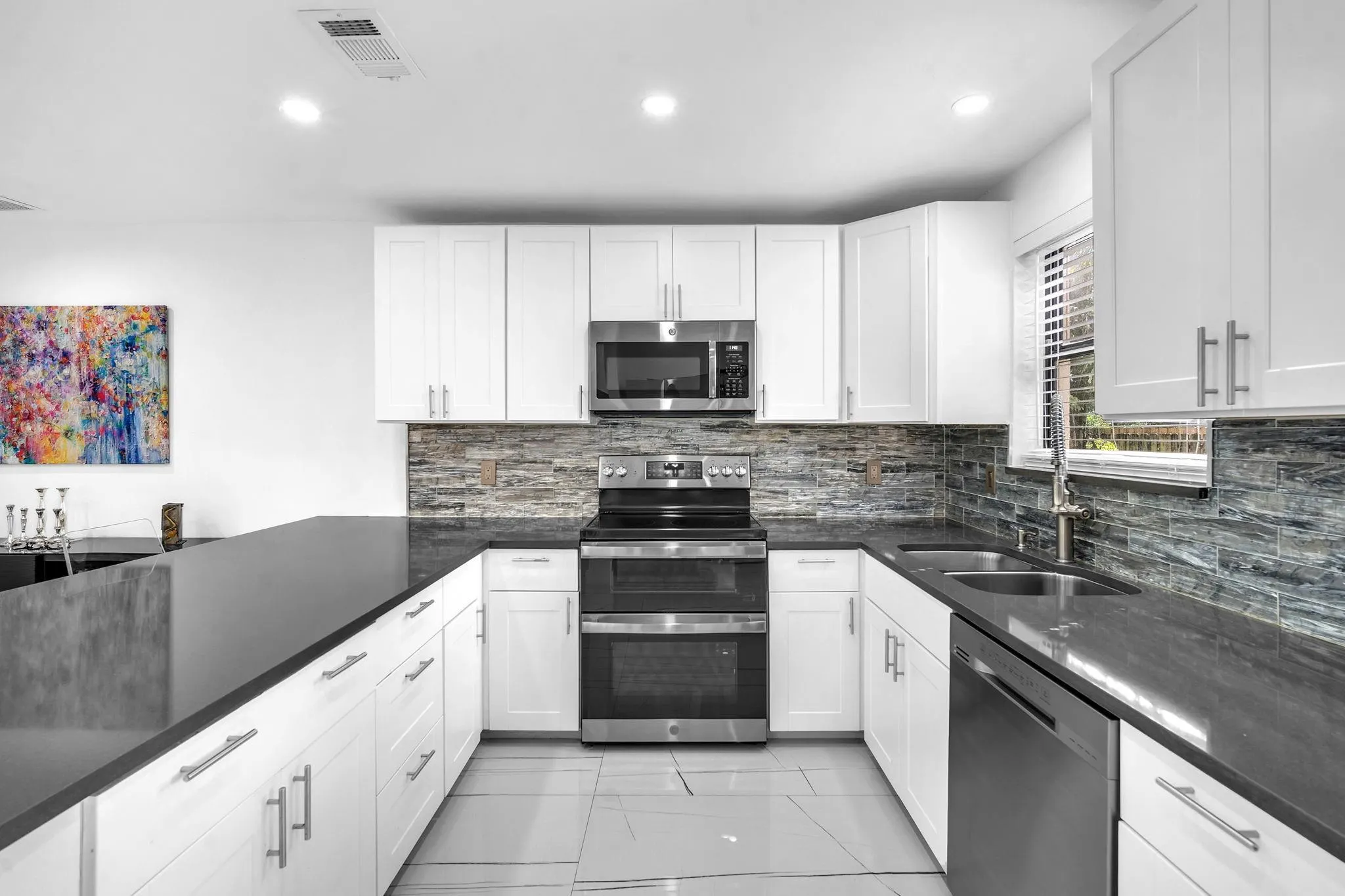 3443 Laurel Oaks Ln, #607