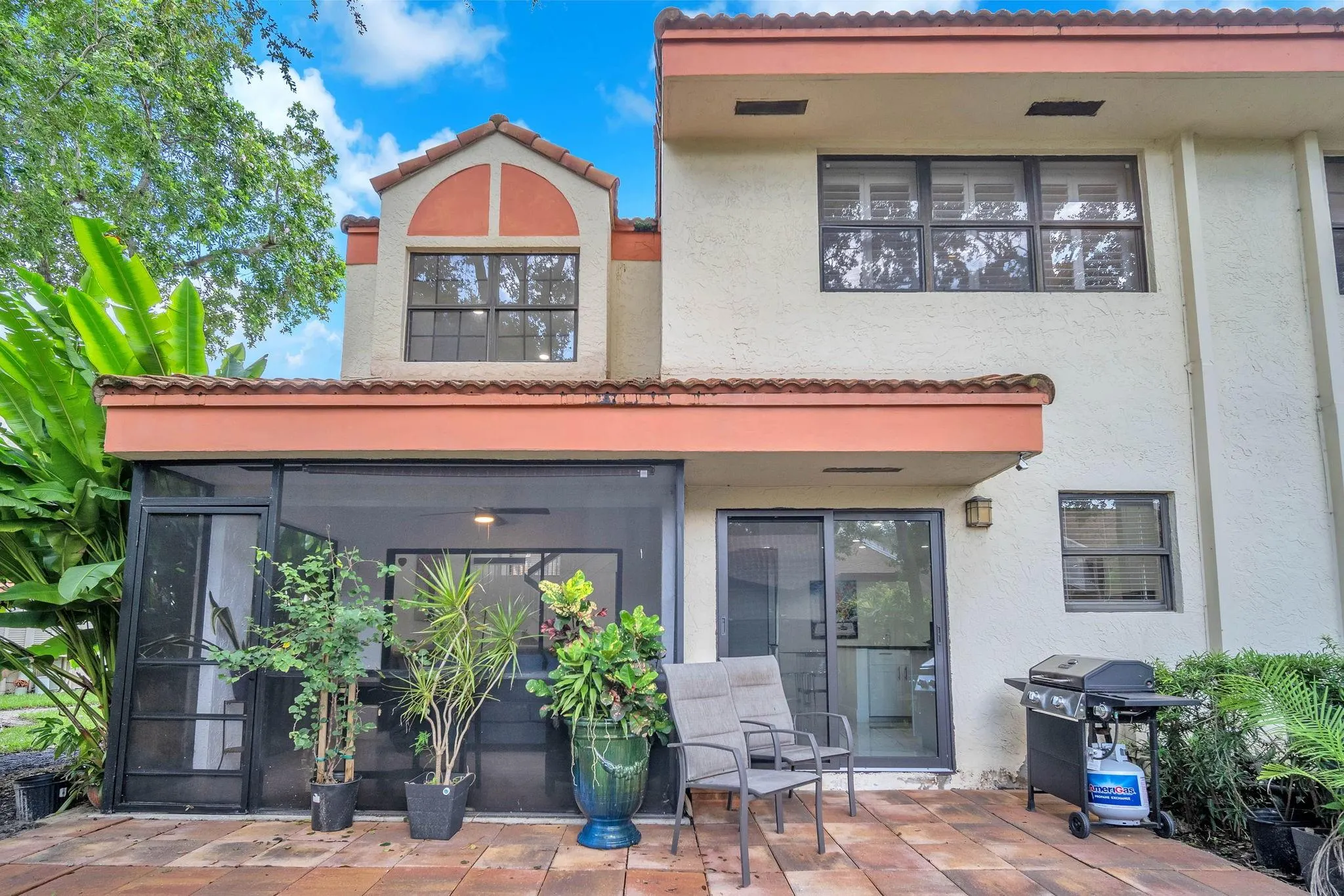 3443 Laurel Oaks Ln, #607