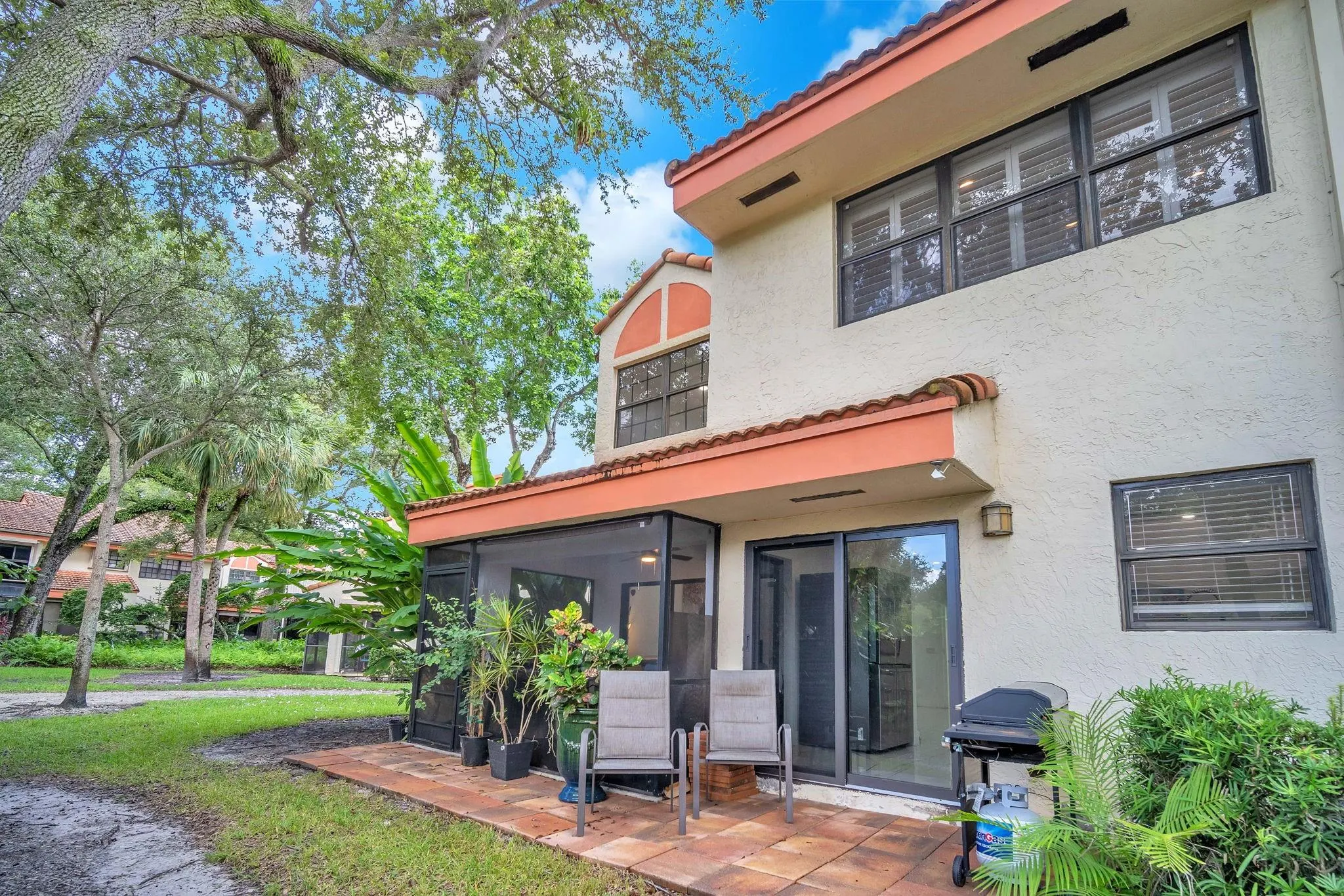3443 Laurel Oaks Ln, #607