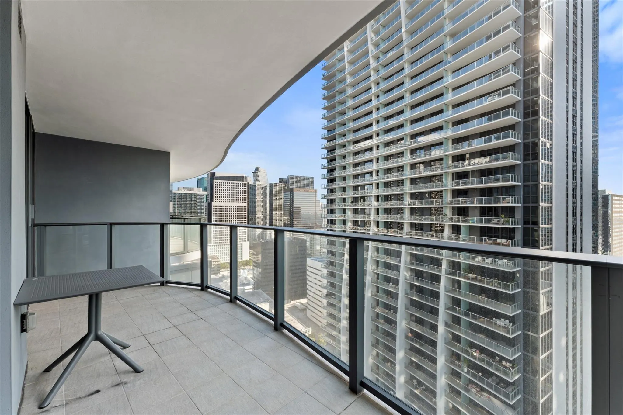 1000 Brickell Plz, #3103
