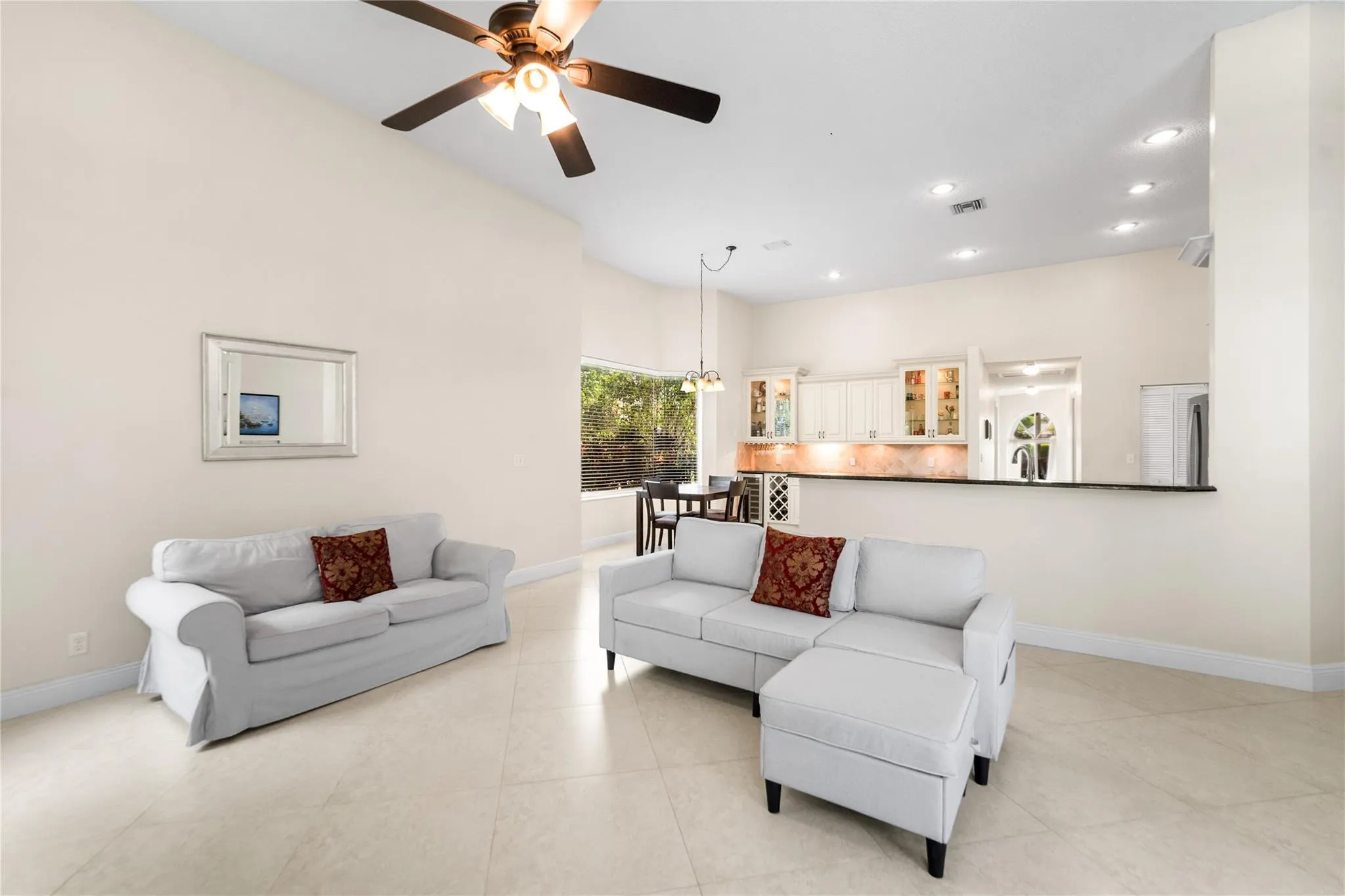 6567 NW 72nd Pl
