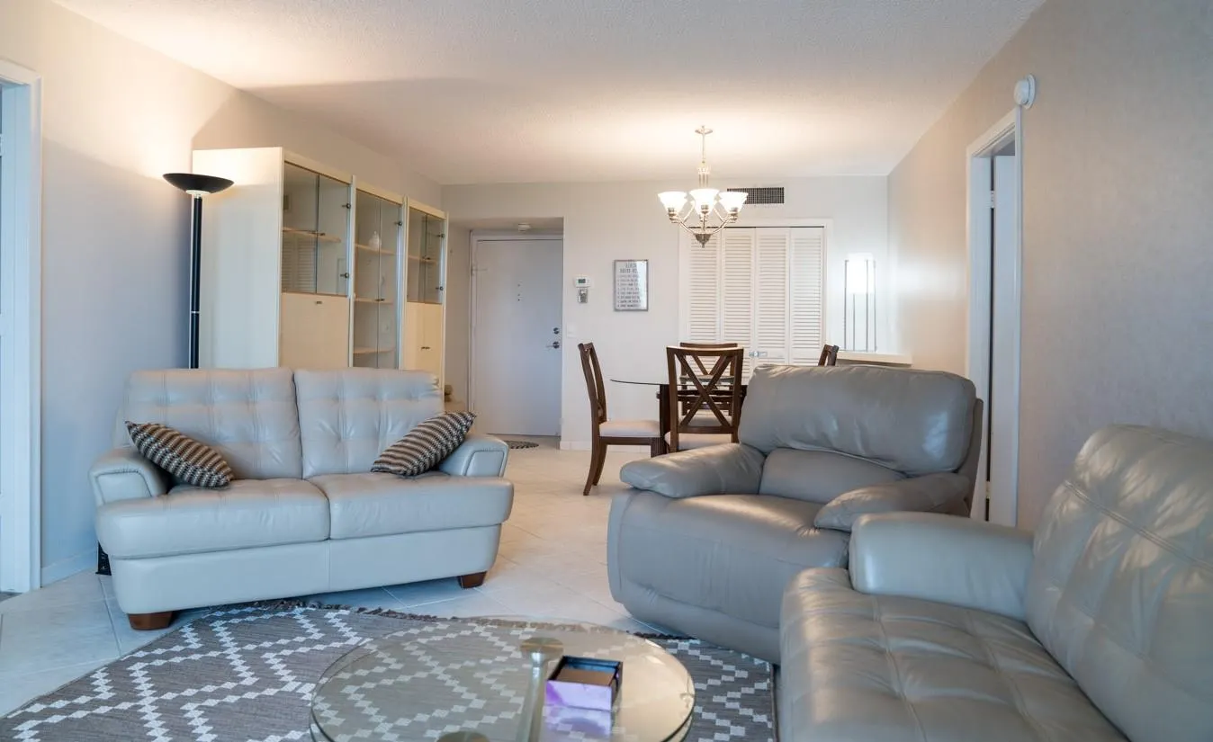 2000 S Ocean Blvd, #9N
