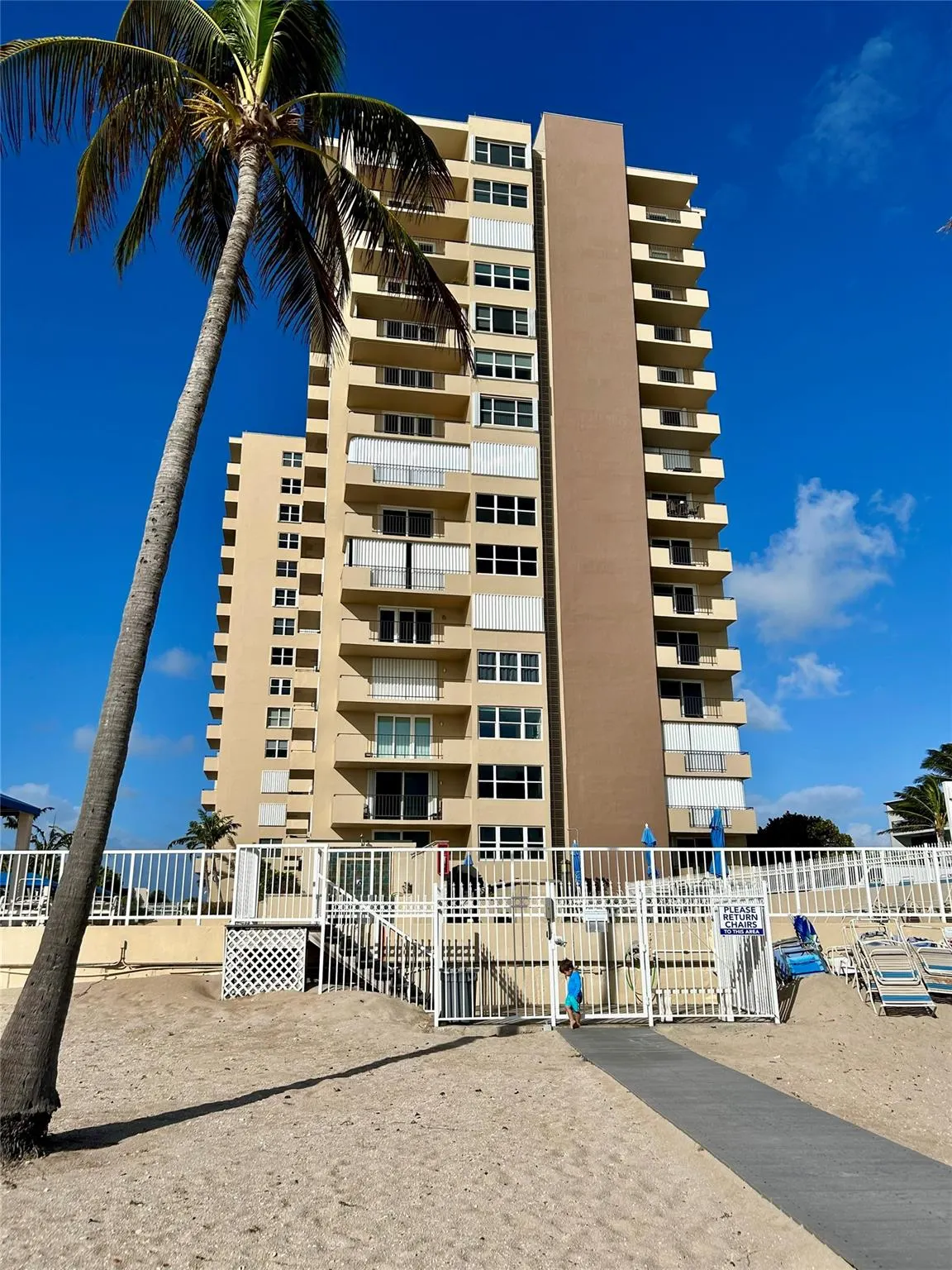 2000 S Ocean Blvd, #9N
