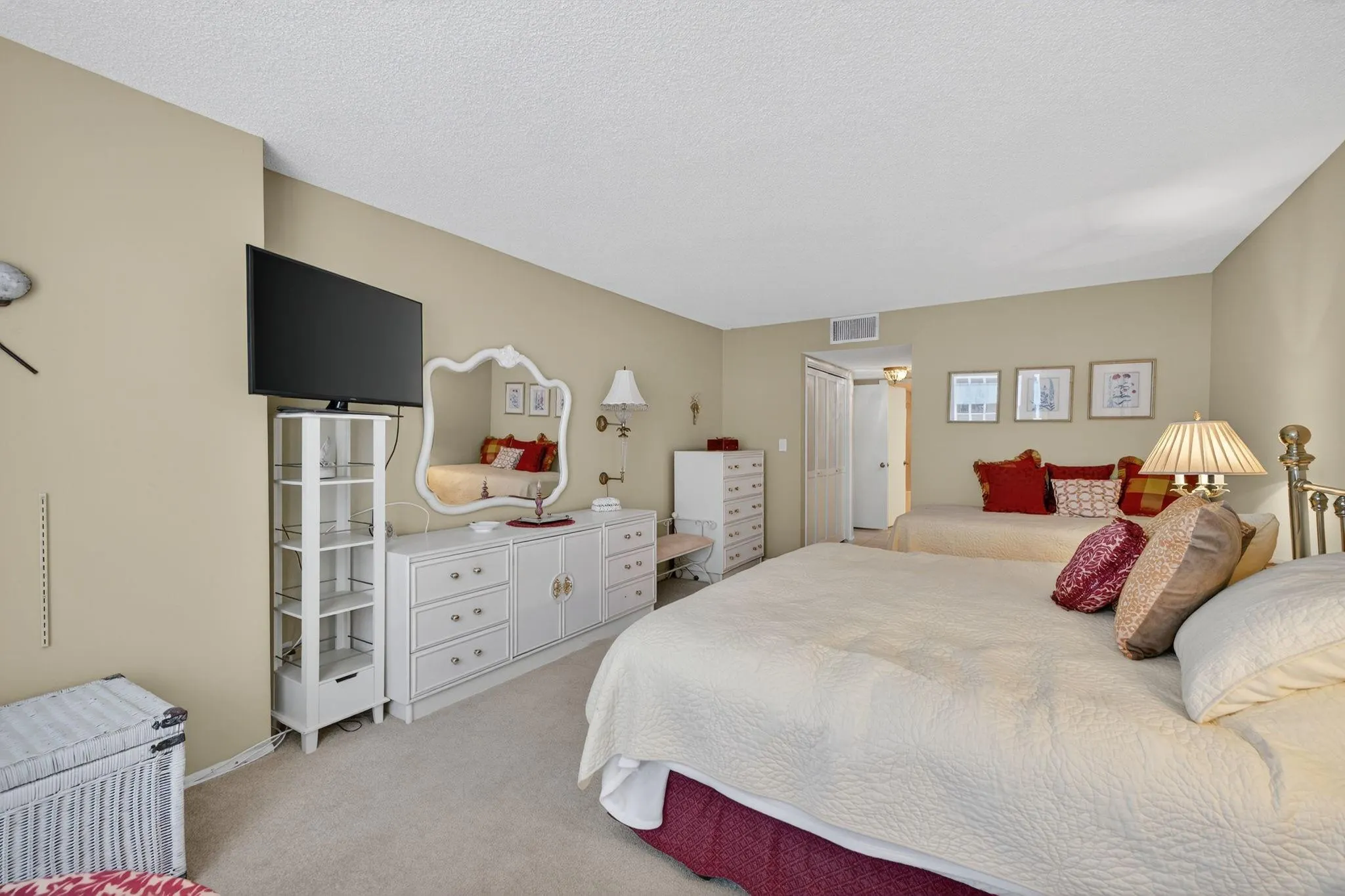 4020 Galt Ocean Dr, #1102