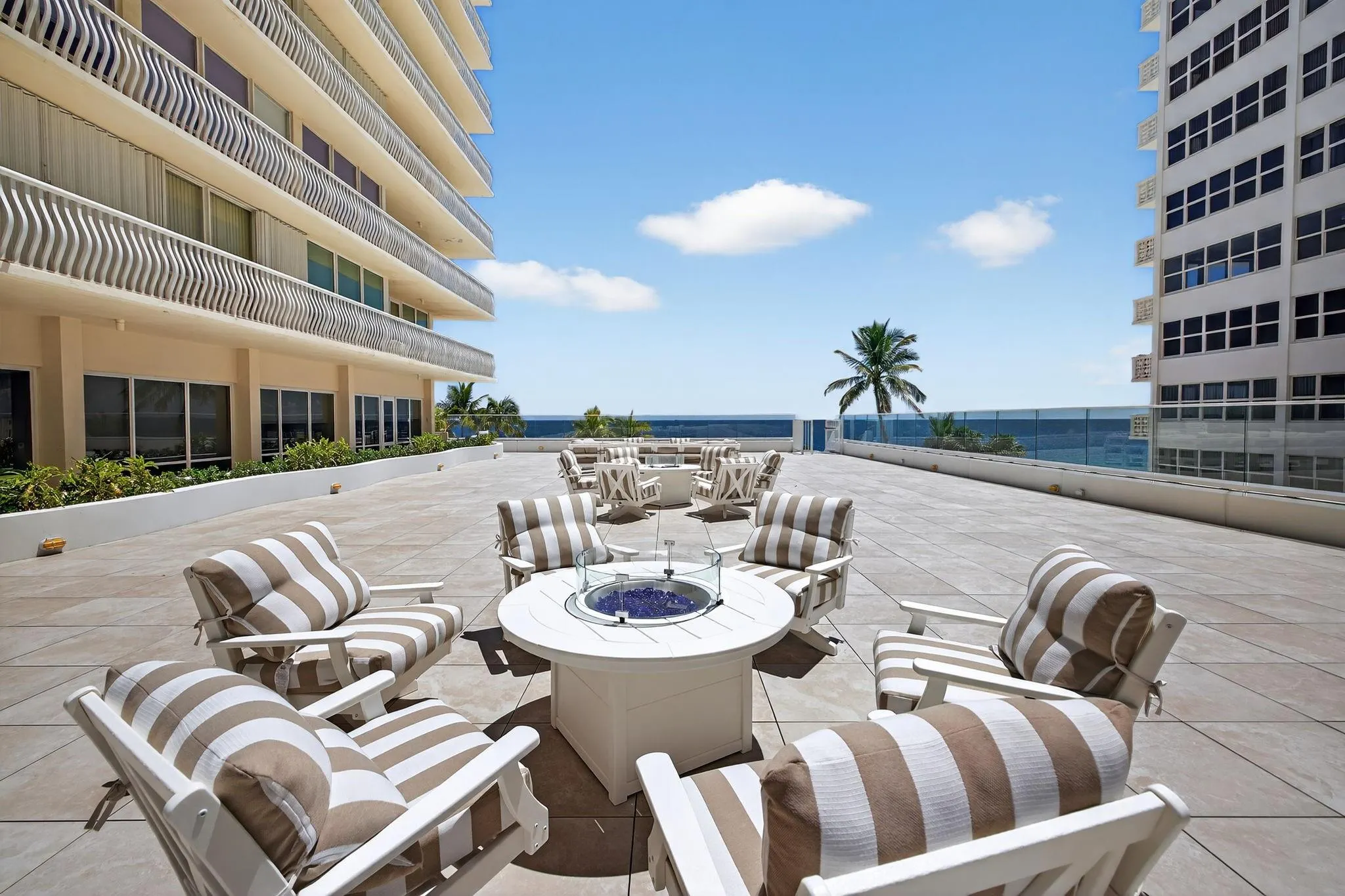 4020 Galt Ocean Dr, #1102