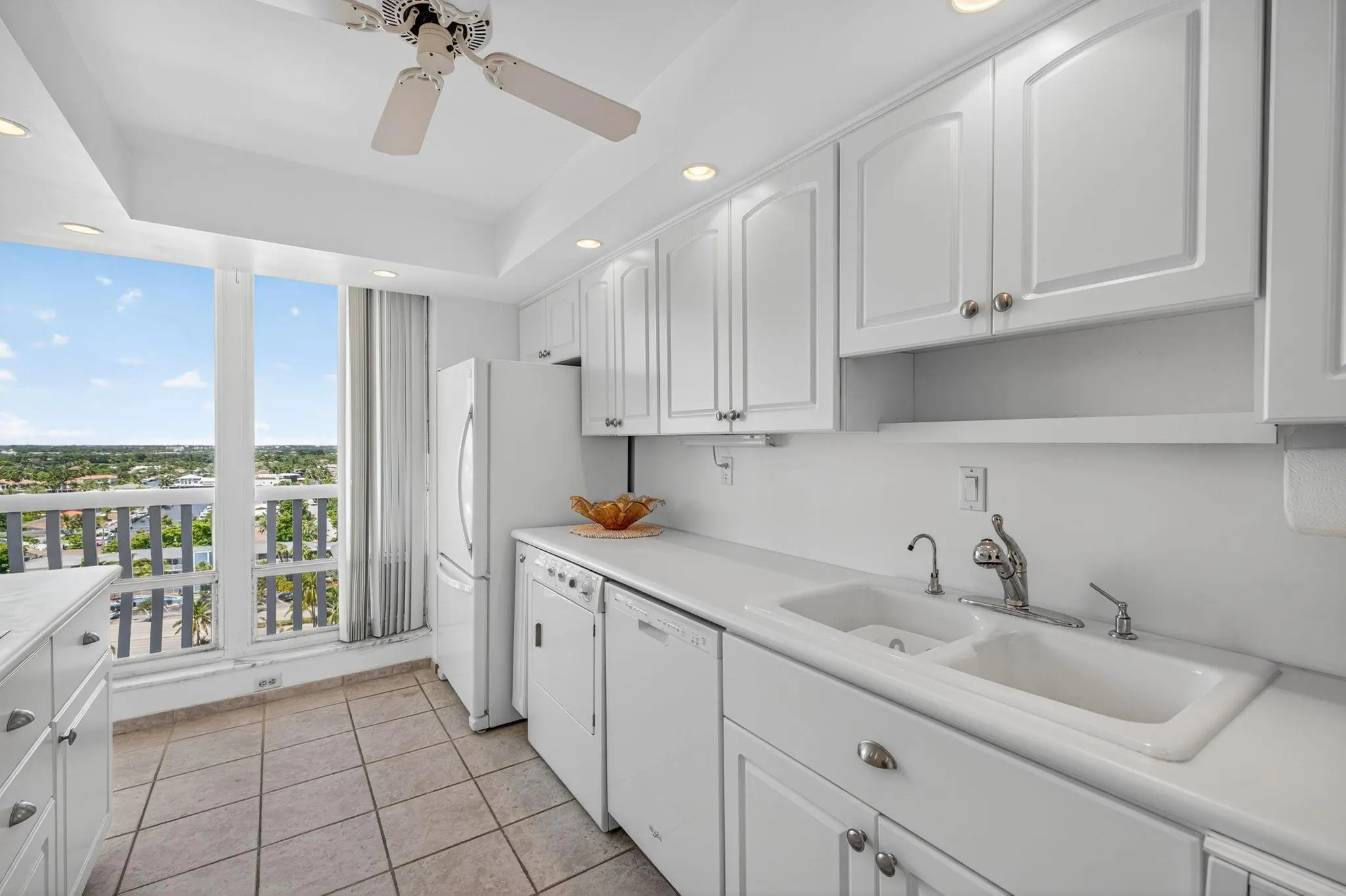4020 Galt Ocean Dr, #1102