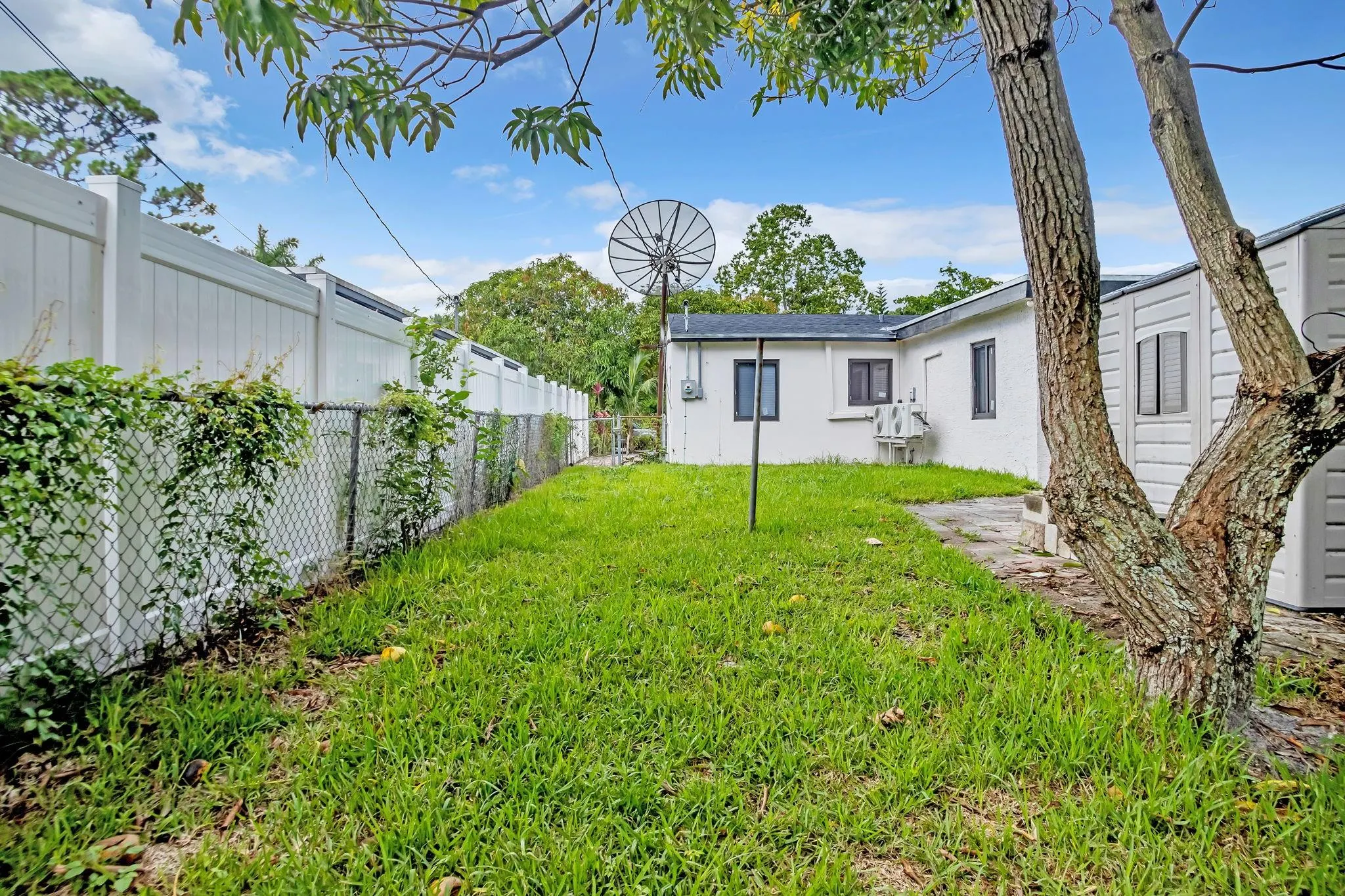 1316 NW 2nd Ave