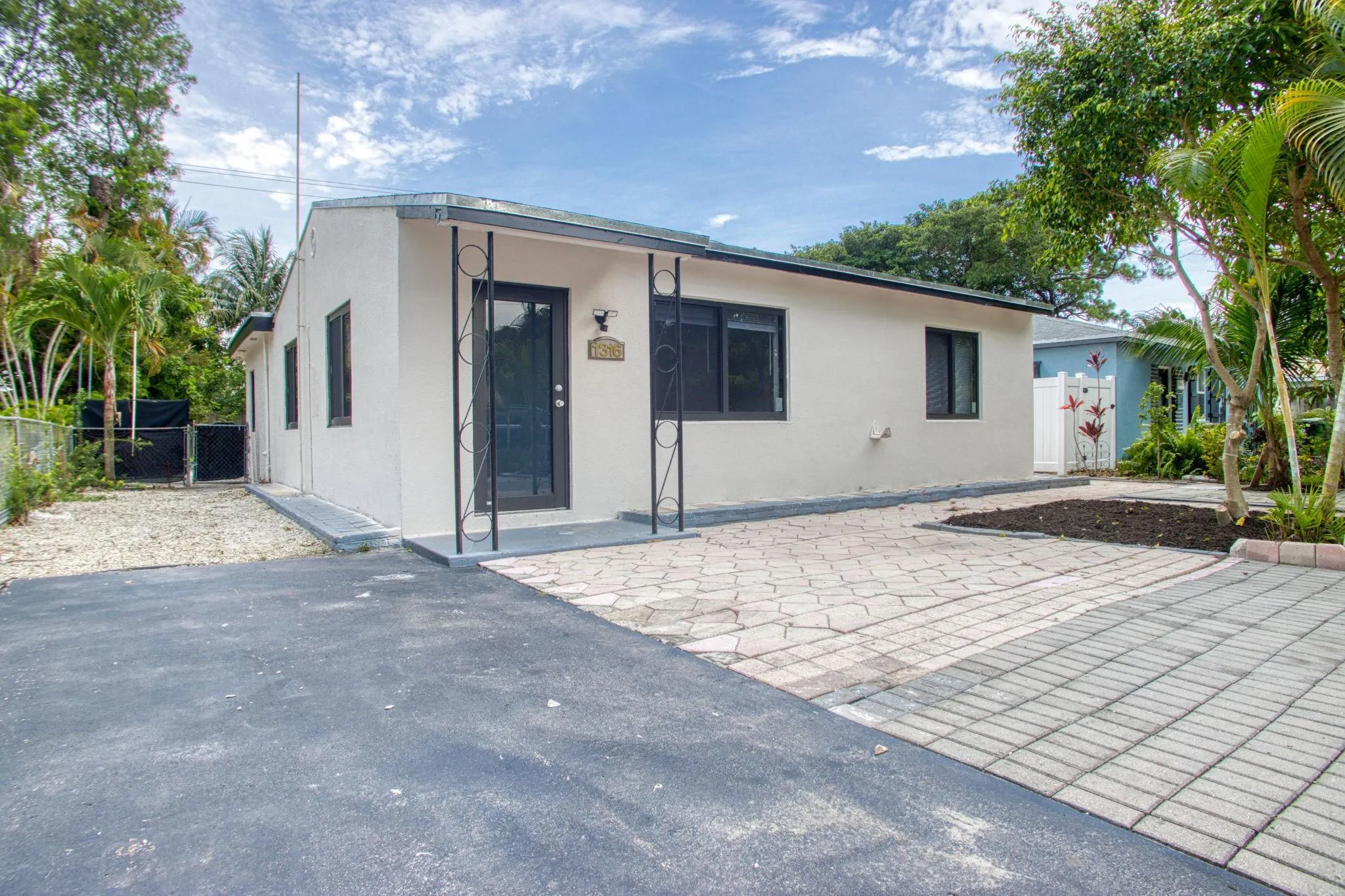 1316 NW 2nd Ave