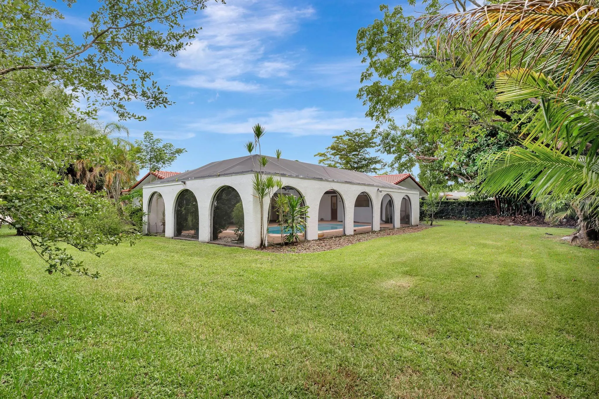 10251 NW 39th Ct
