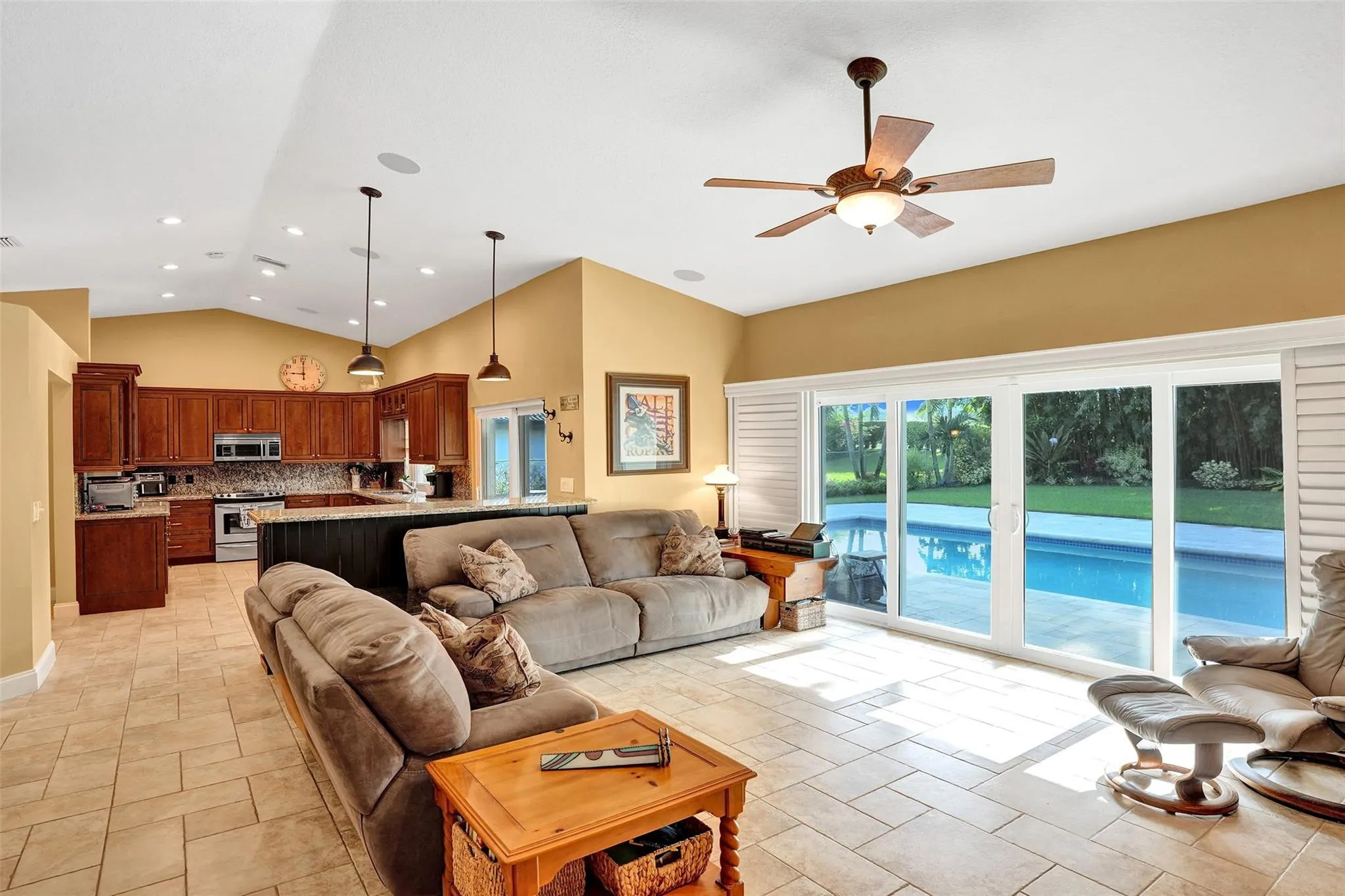 903 NW 82nd Ave