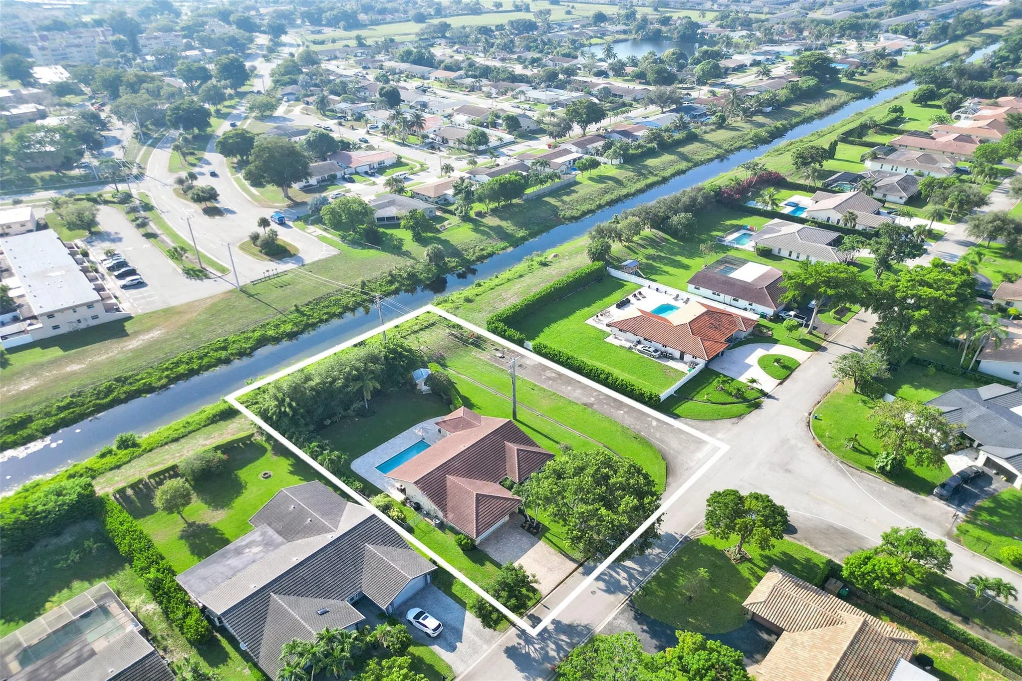 903 NW 82nd Ave