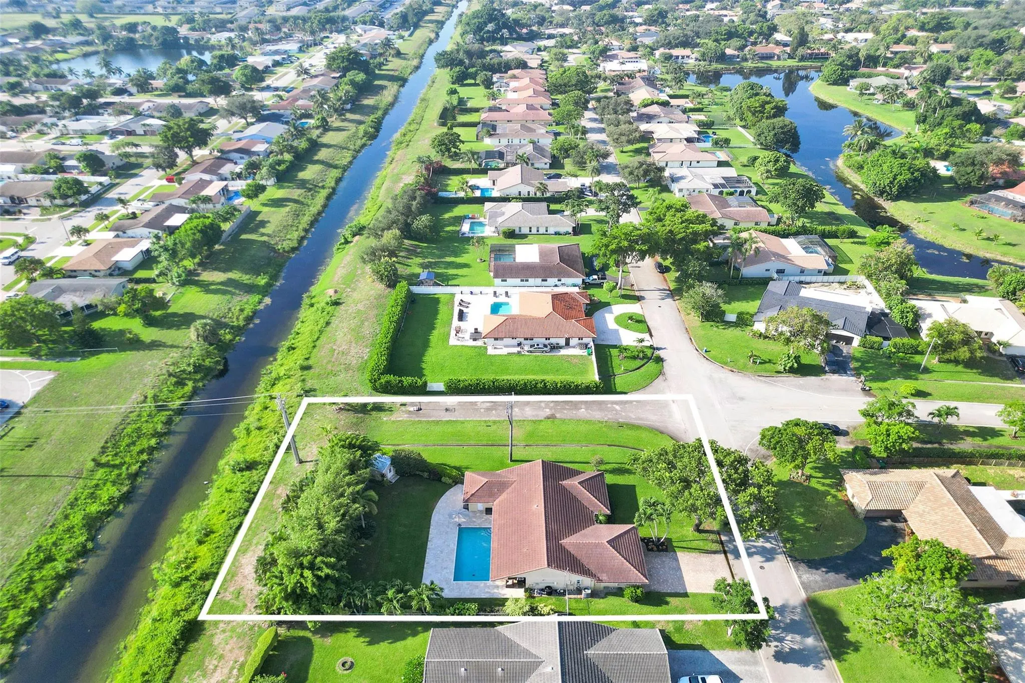 903 NW 82nd Ave