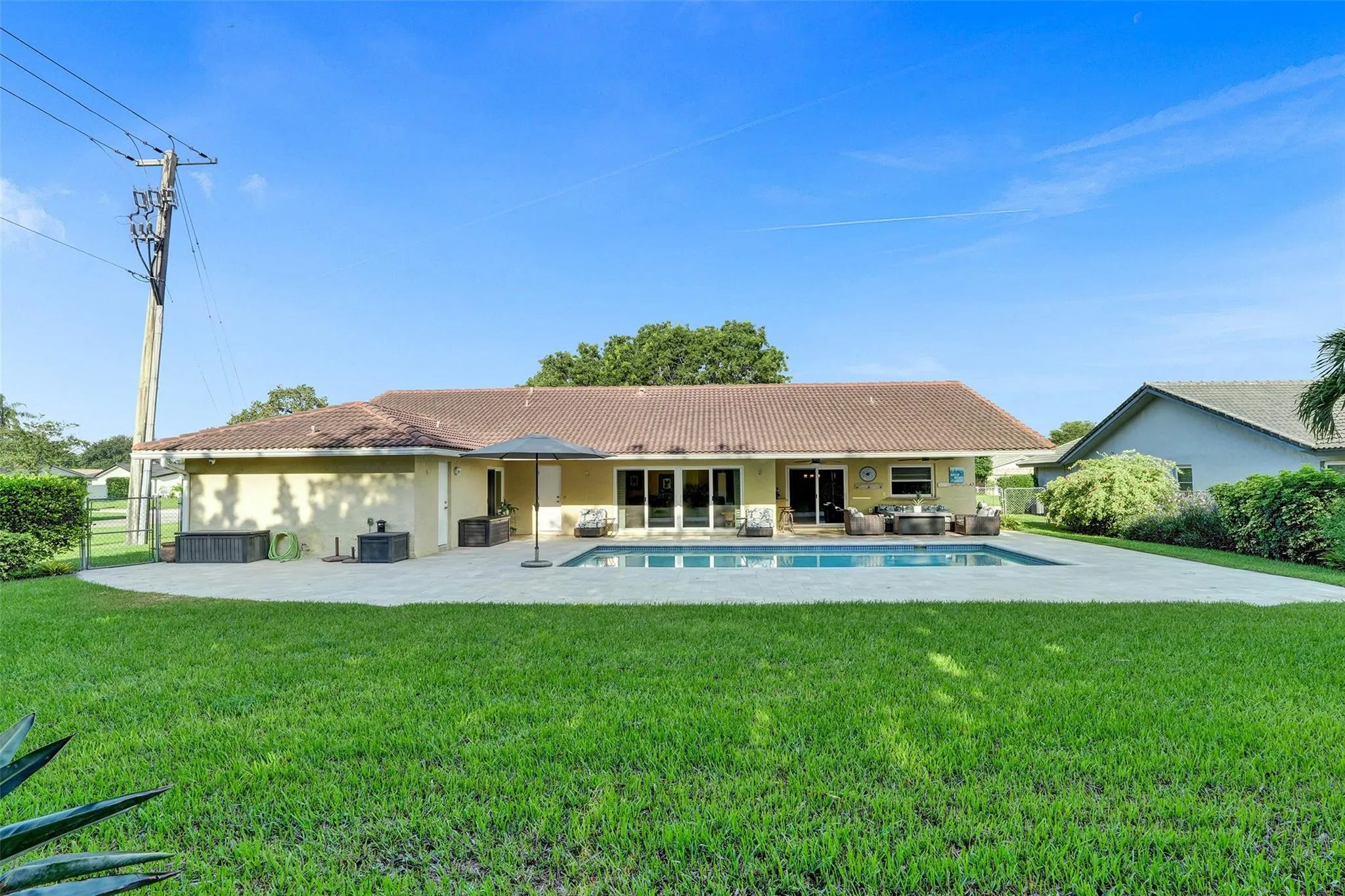 903 NW 82nd Ave