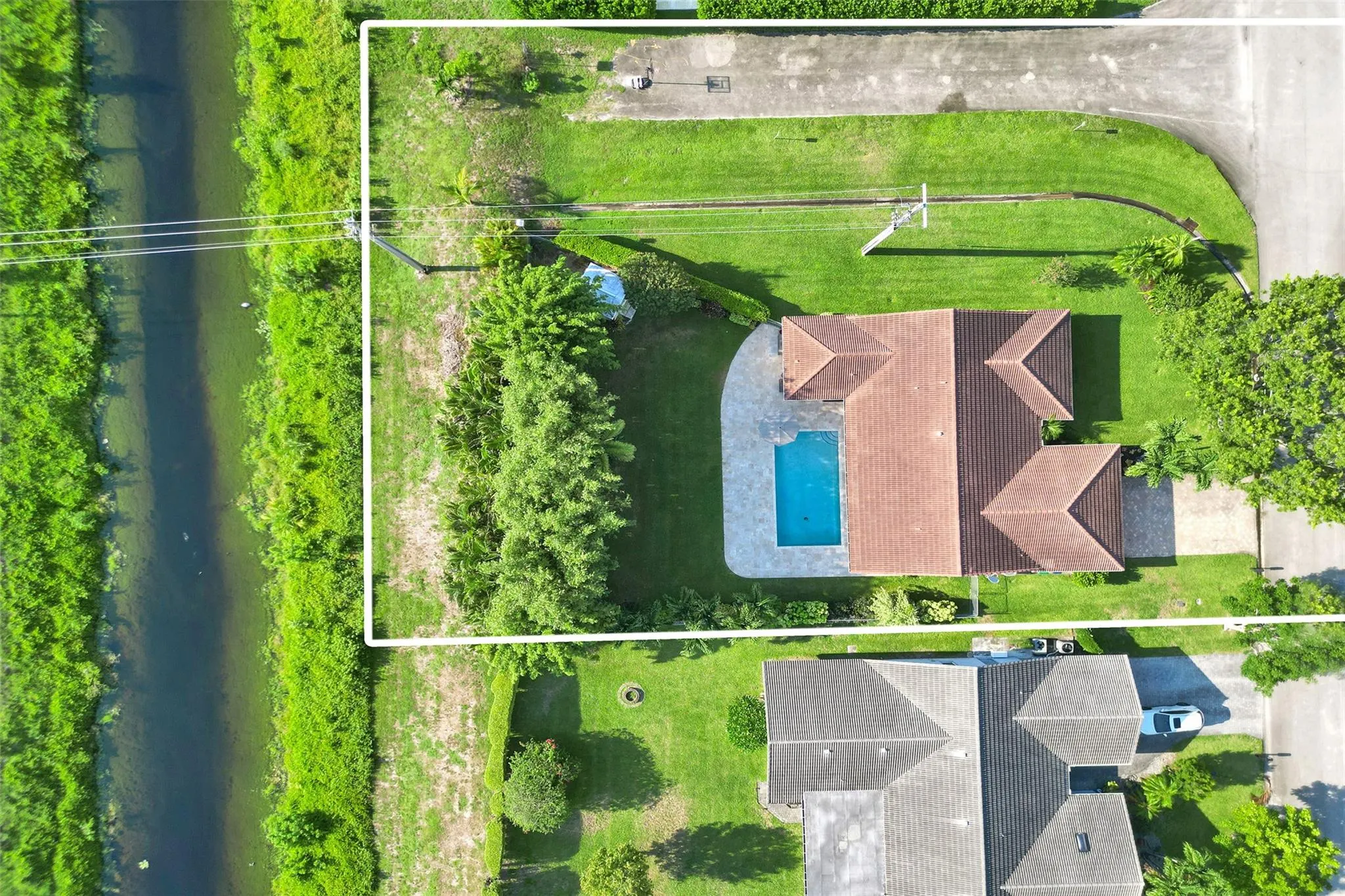 903 NW 82nd Ave