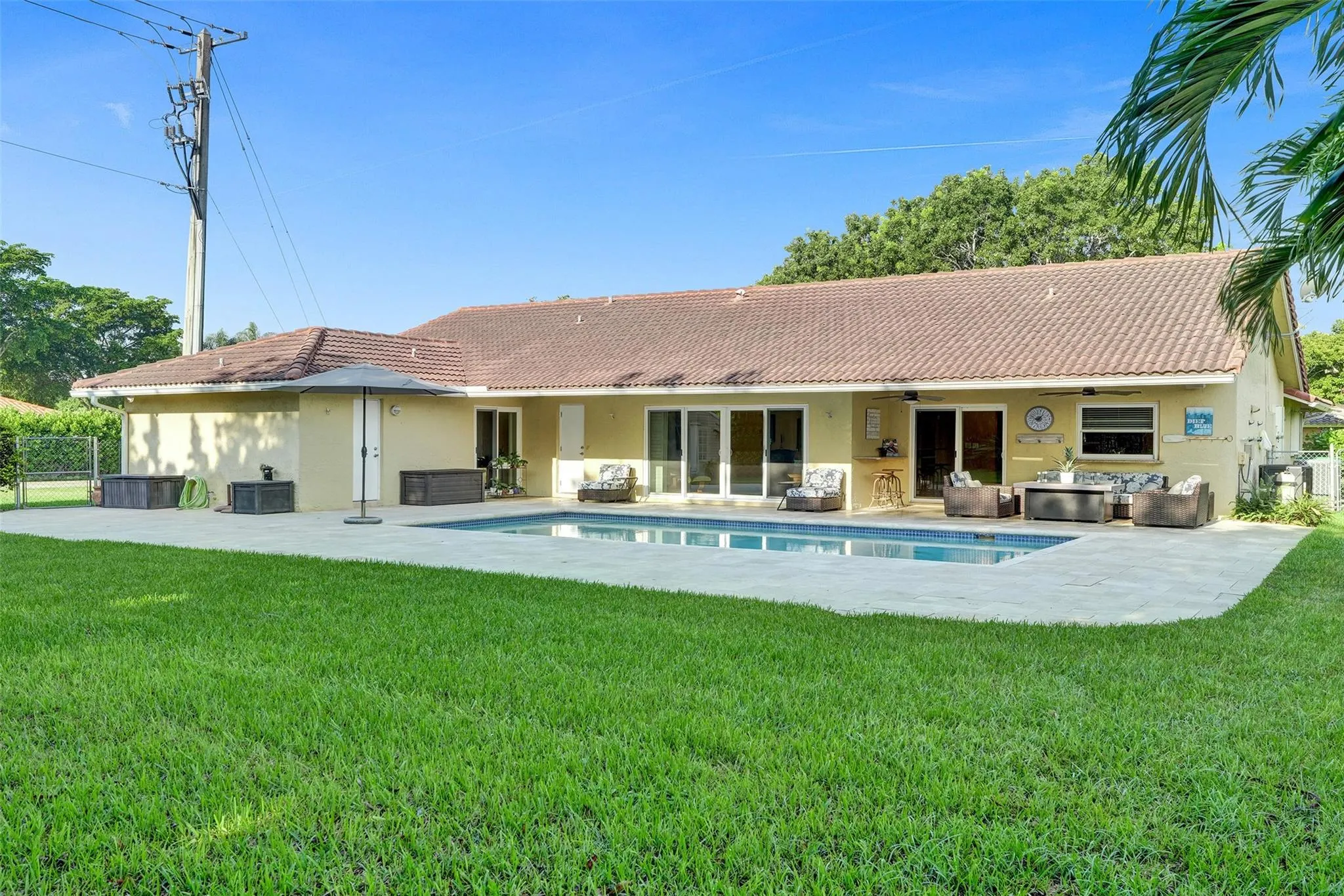 903 NW 82nd Ave