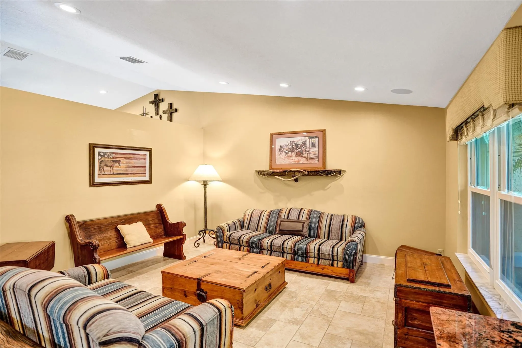 903 NW 82nd Ave