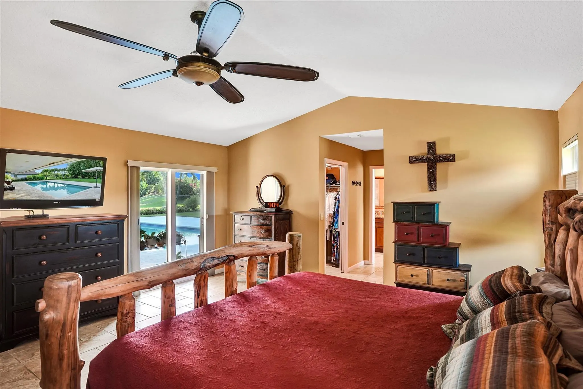 903 NW 82nd Ave