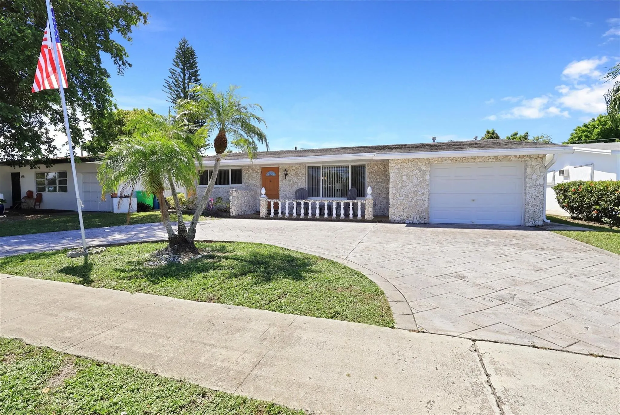 9260 NW 25th Ct