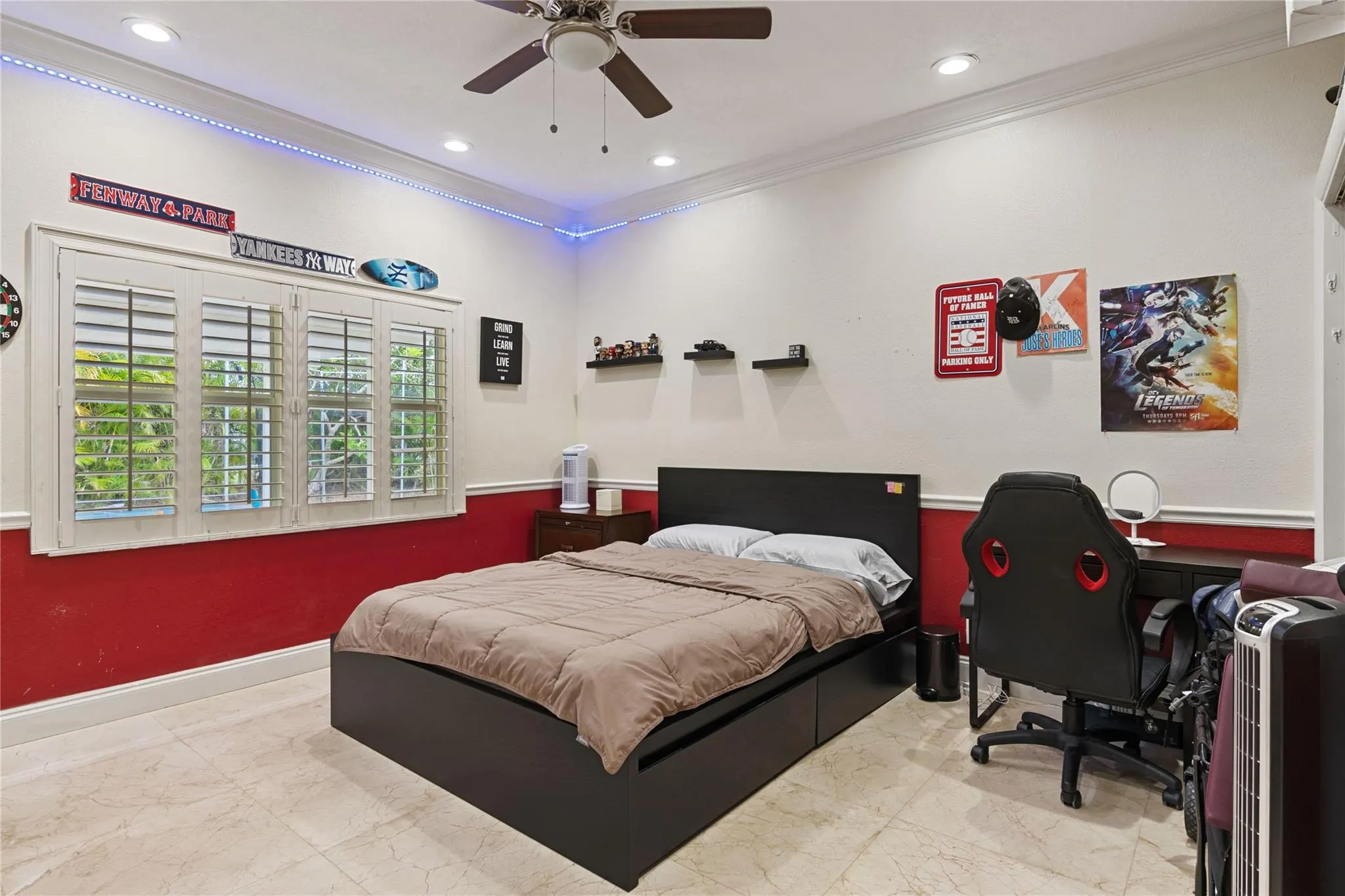 16686 Golfview Dr