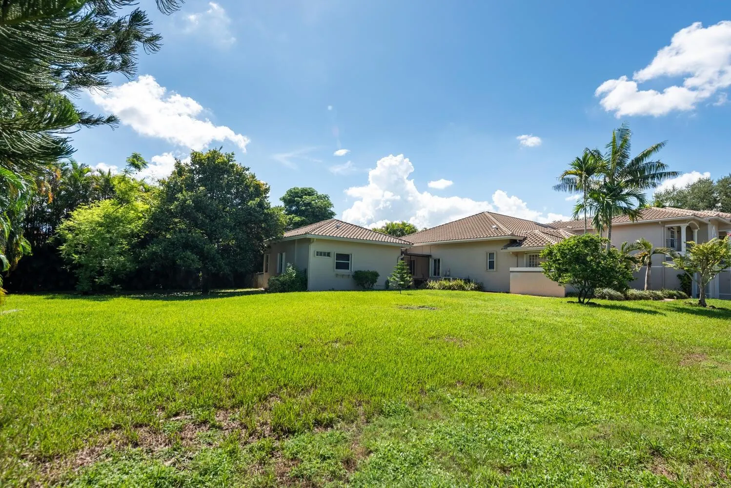830 NW 122nd Ave