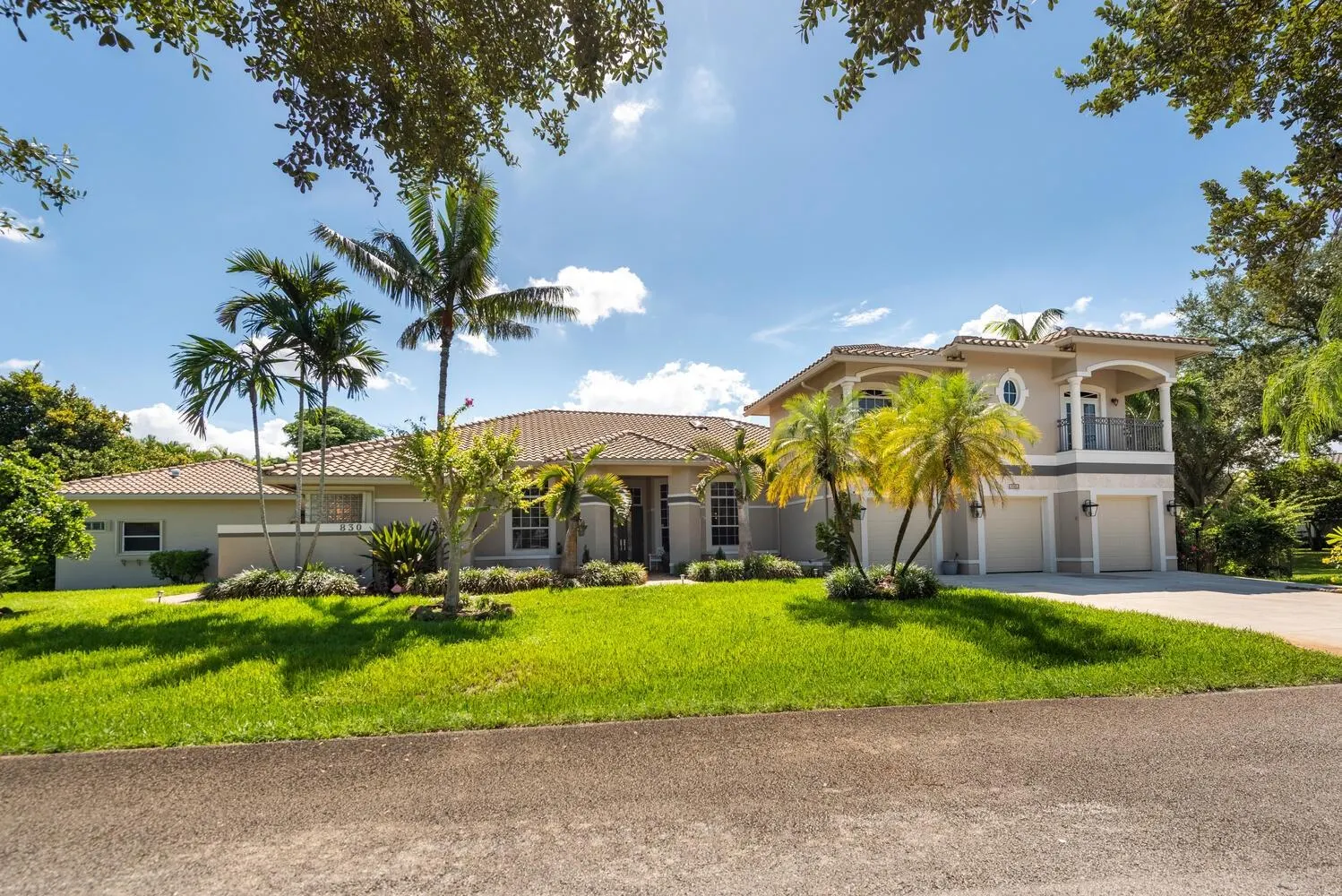 830 NW 122nd Ave